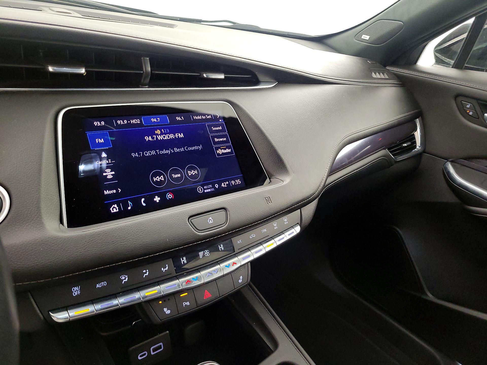 Thumbnail: 2021 Cadillac XT4 - 15