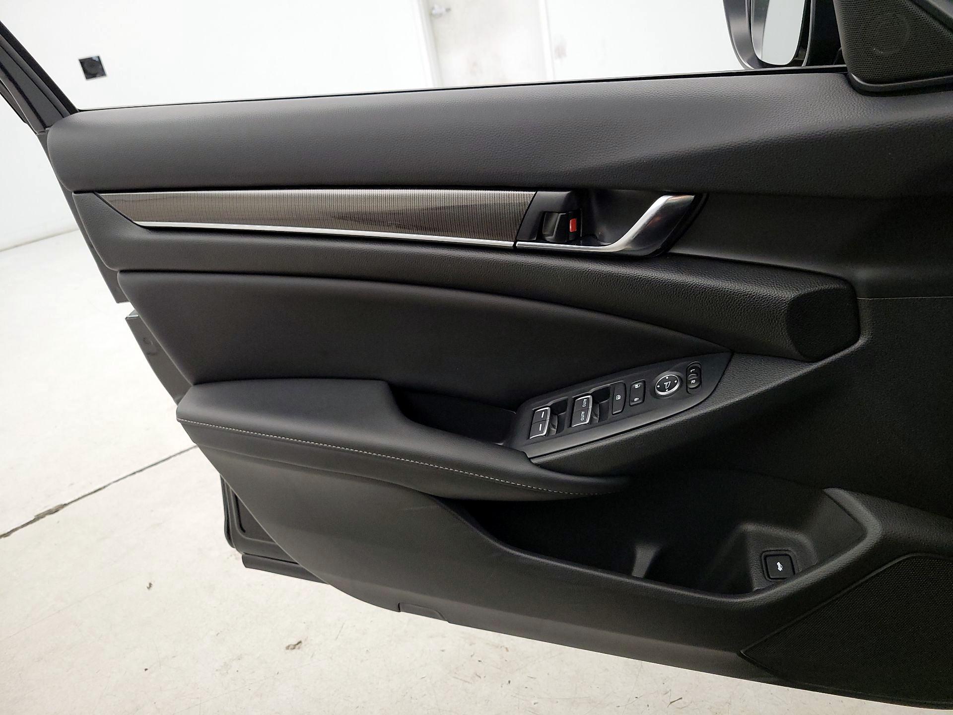 Thumbnail: 2022 Honda Accord - 12