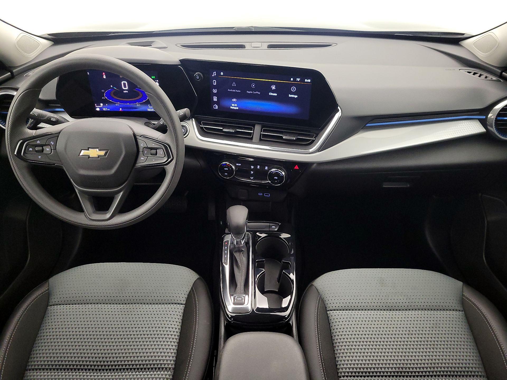 Thumbnail: 2025 Chevrolet Trax - 9