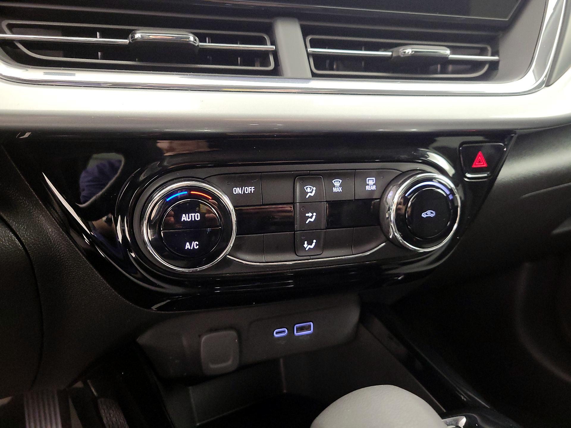 Thumbnail: 2025 Chevrolet Trax - 16