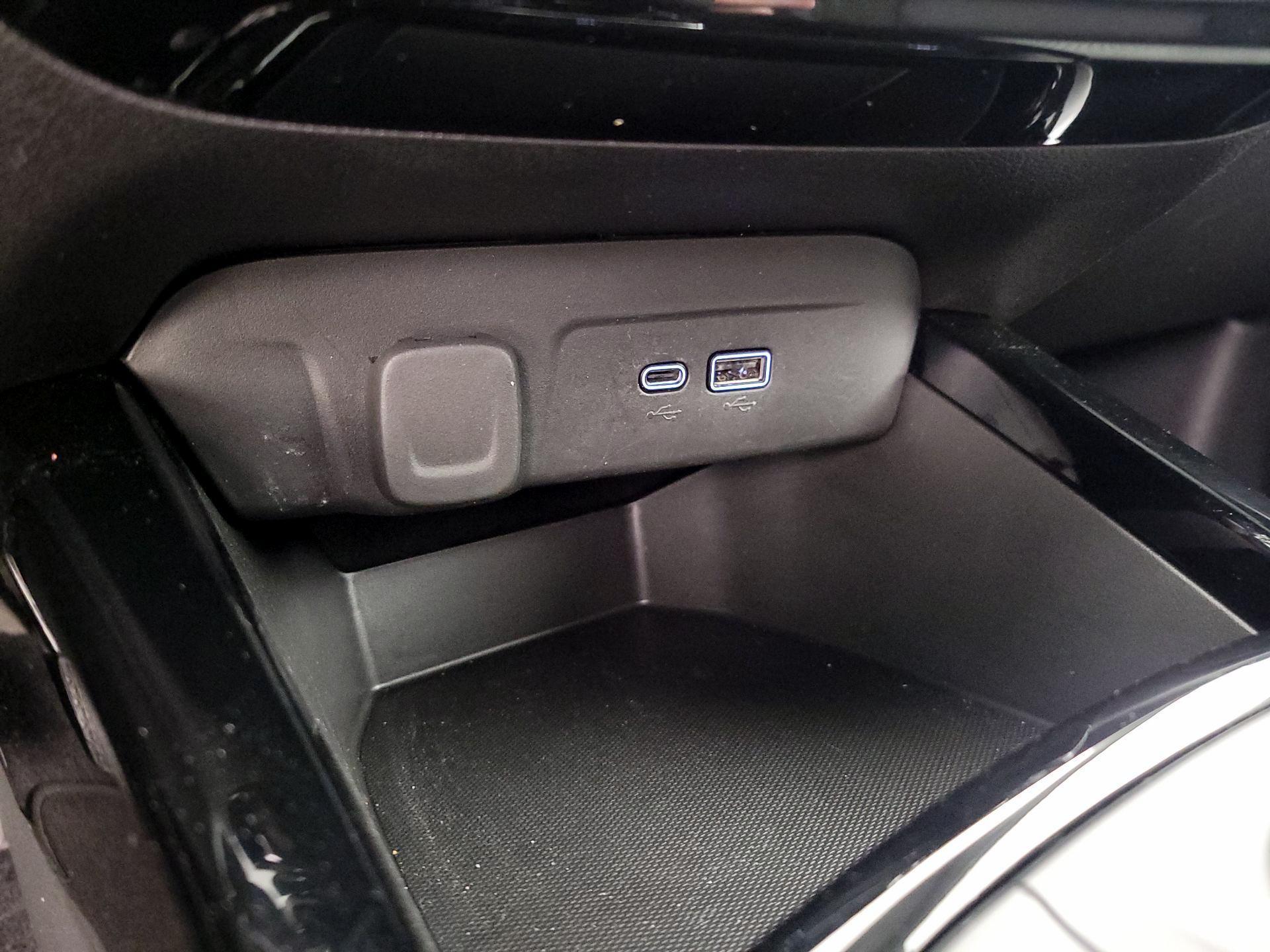 Thumbnail: 2025 Chevrolet Trax - 18