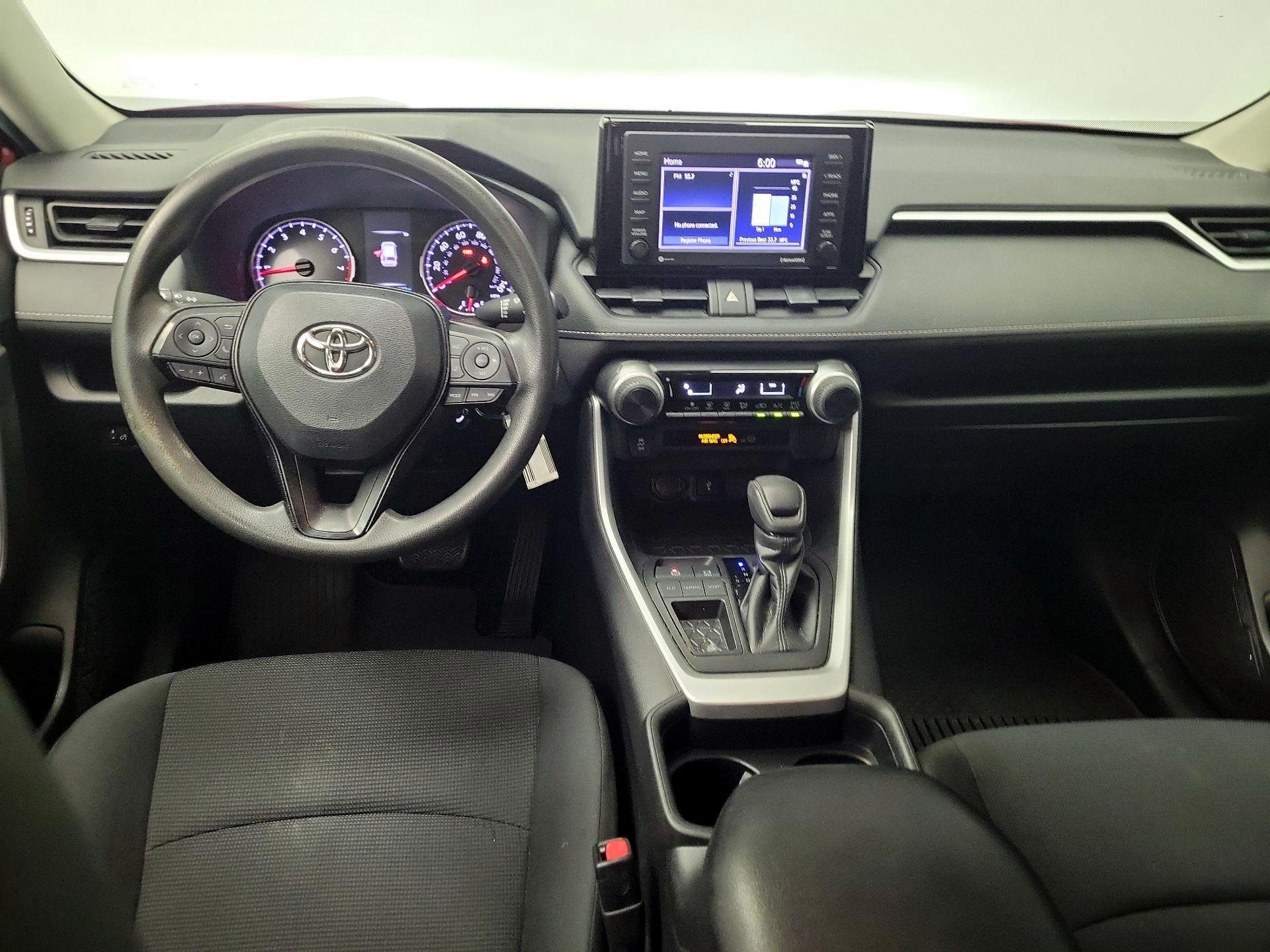 Thumbnail: 2021 Toyota RAV4 - 9