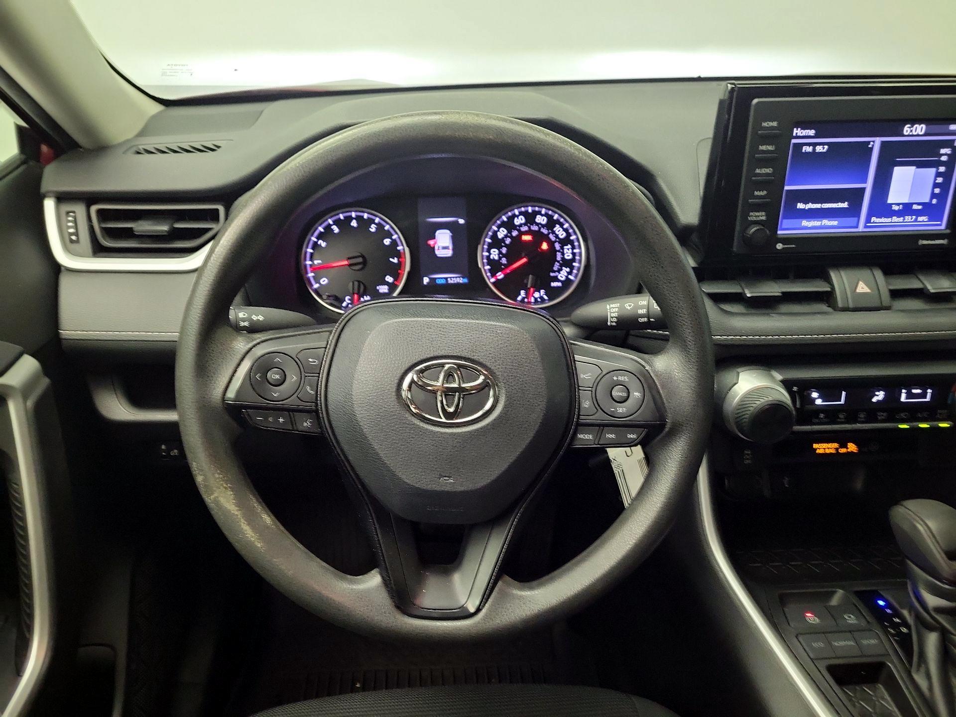 Thumbnail: 2021 Toyota RAV4 - 10