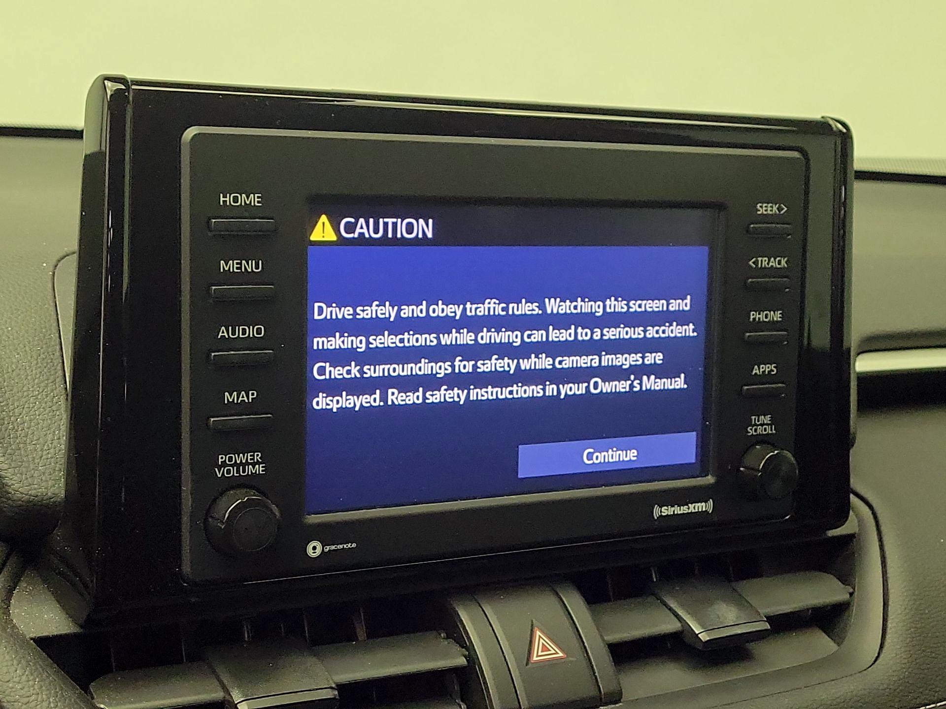 Thumbnail: 2021 Toyota RAV4 - 15