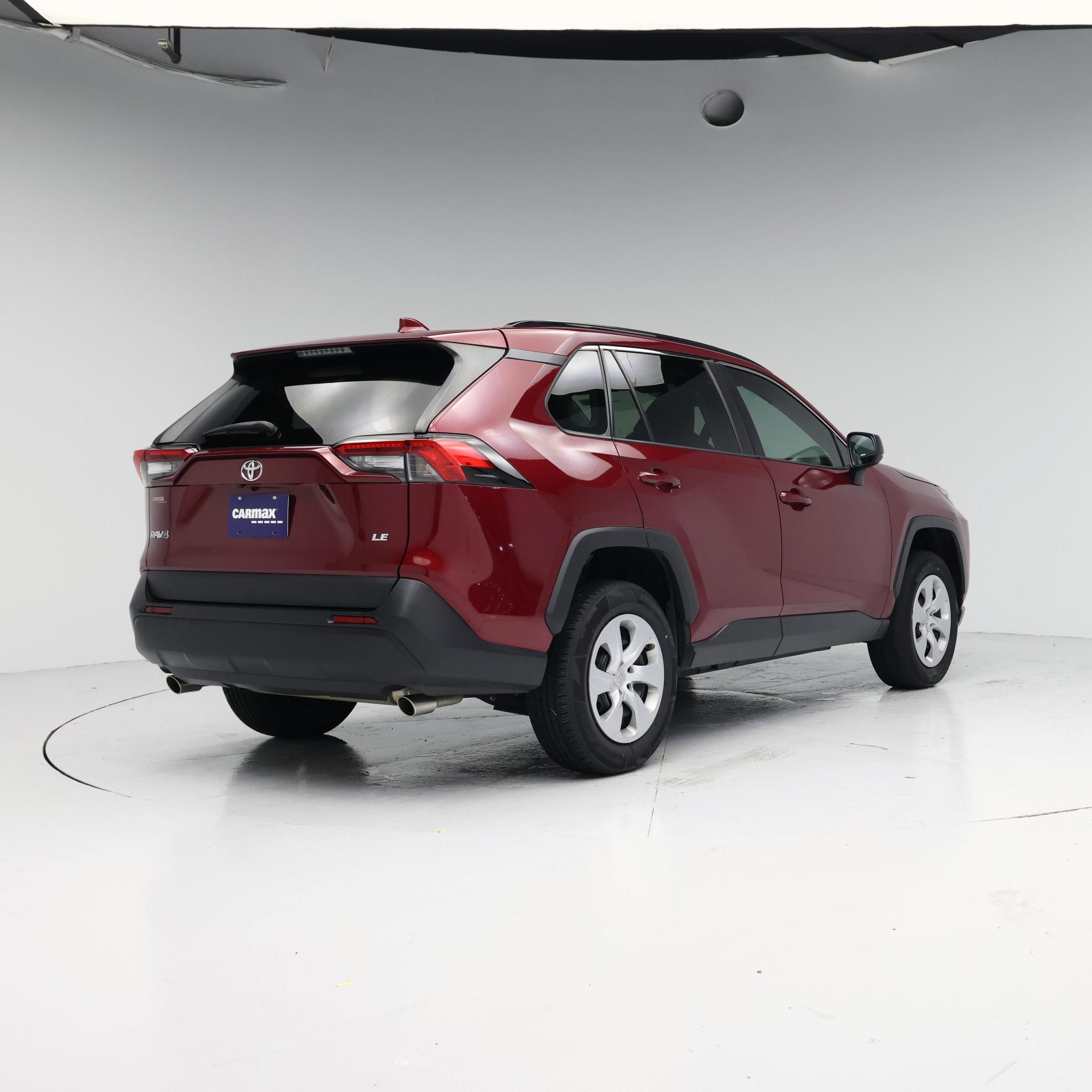 Thumbnail: 2021 Toyota RAV4 - 8