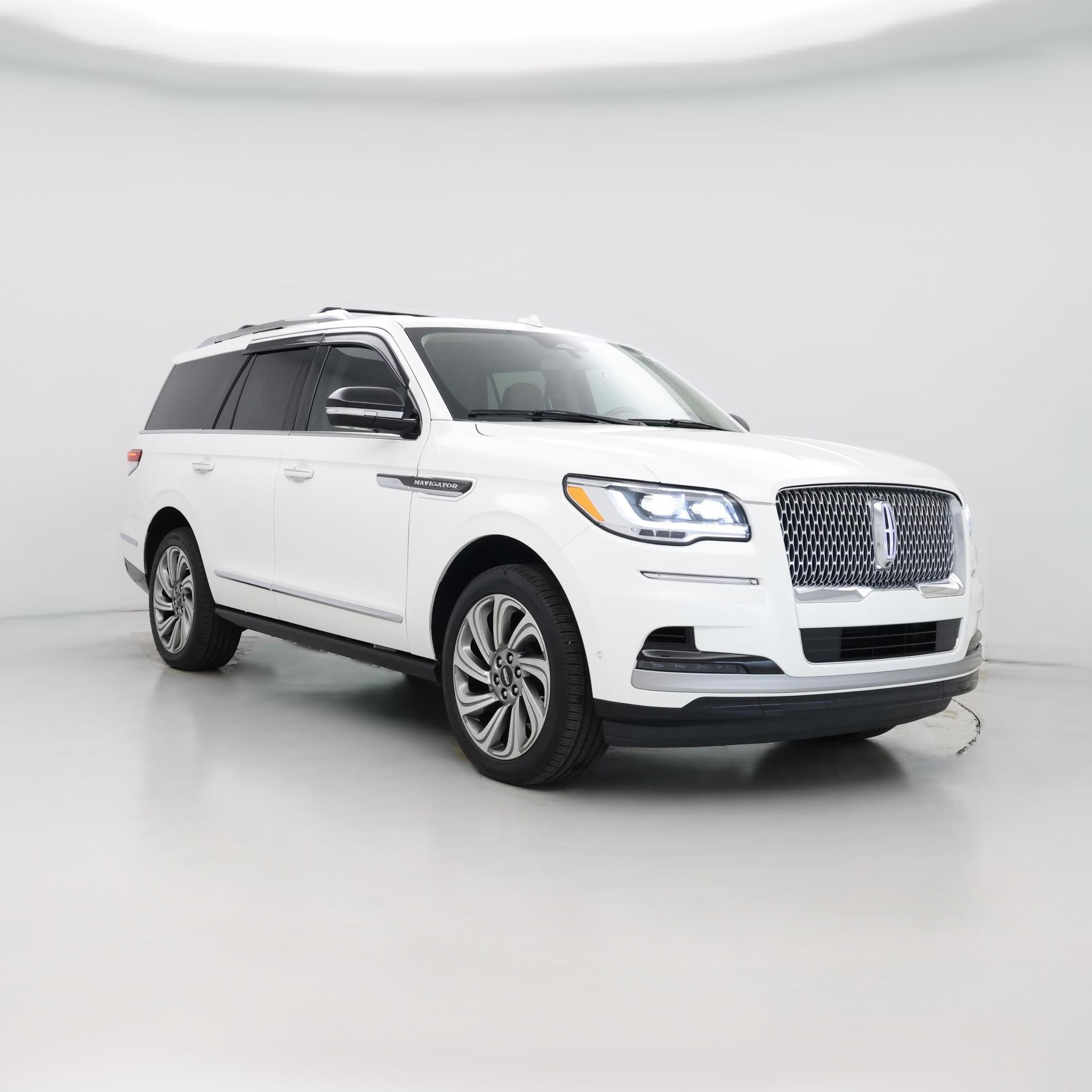 Thumbnail: 2022 Lincoln Navigator - 1