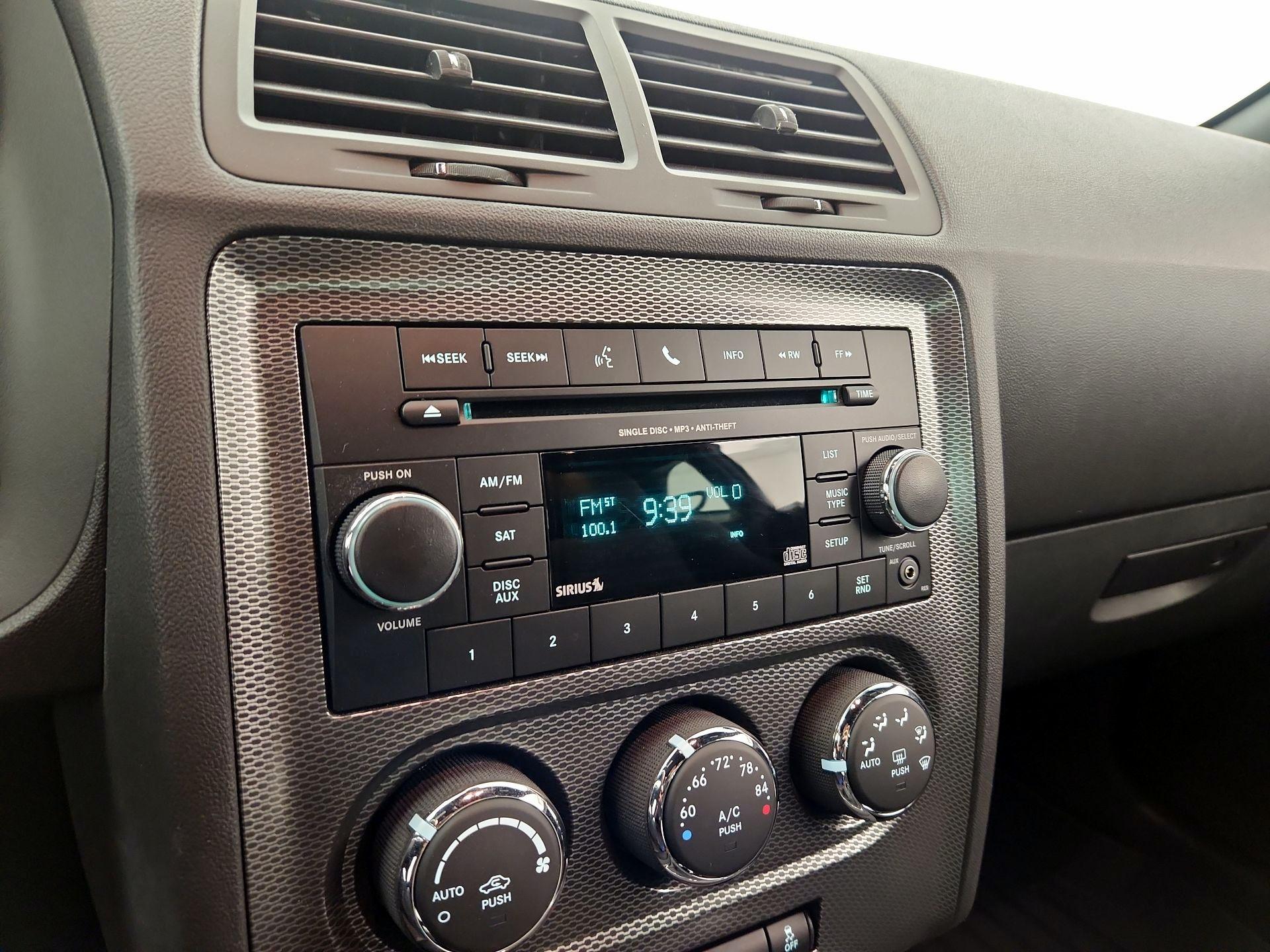 Thumbnail: 2014 Dodge Challenger - 14