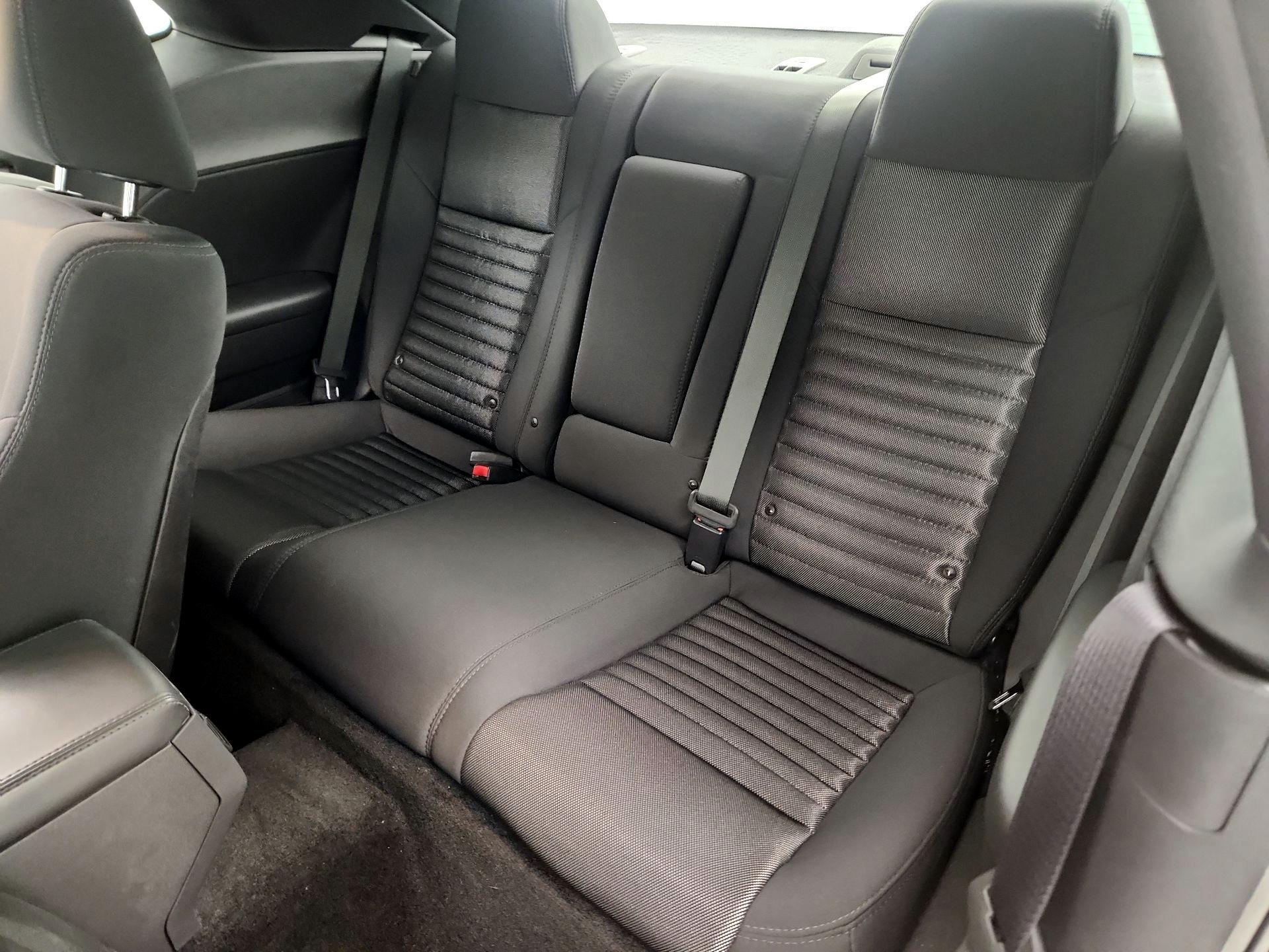 Thumbnail: 2014 Dodge Challenger - 18