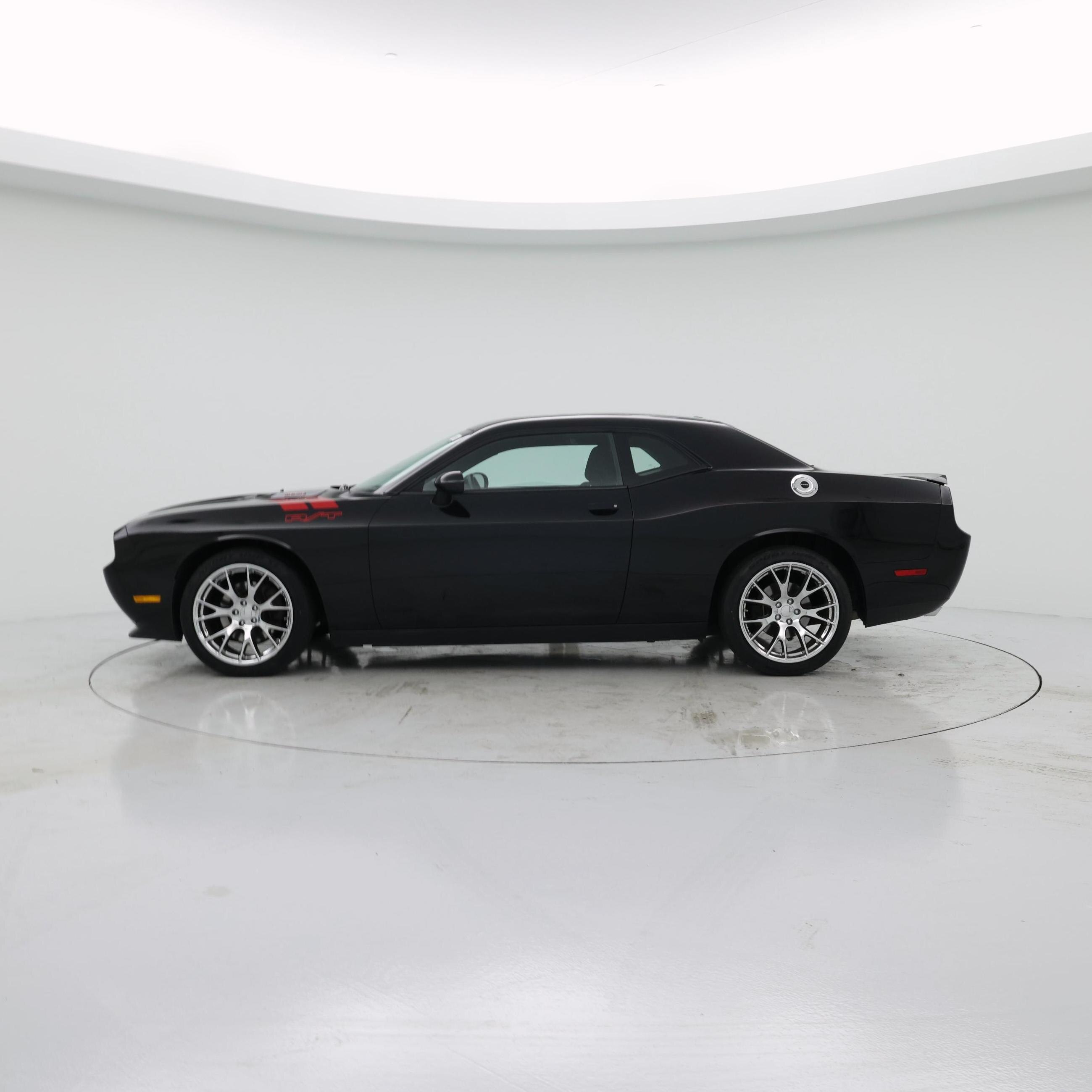 Thumbnail: 2014 Dodge Challenger - 3