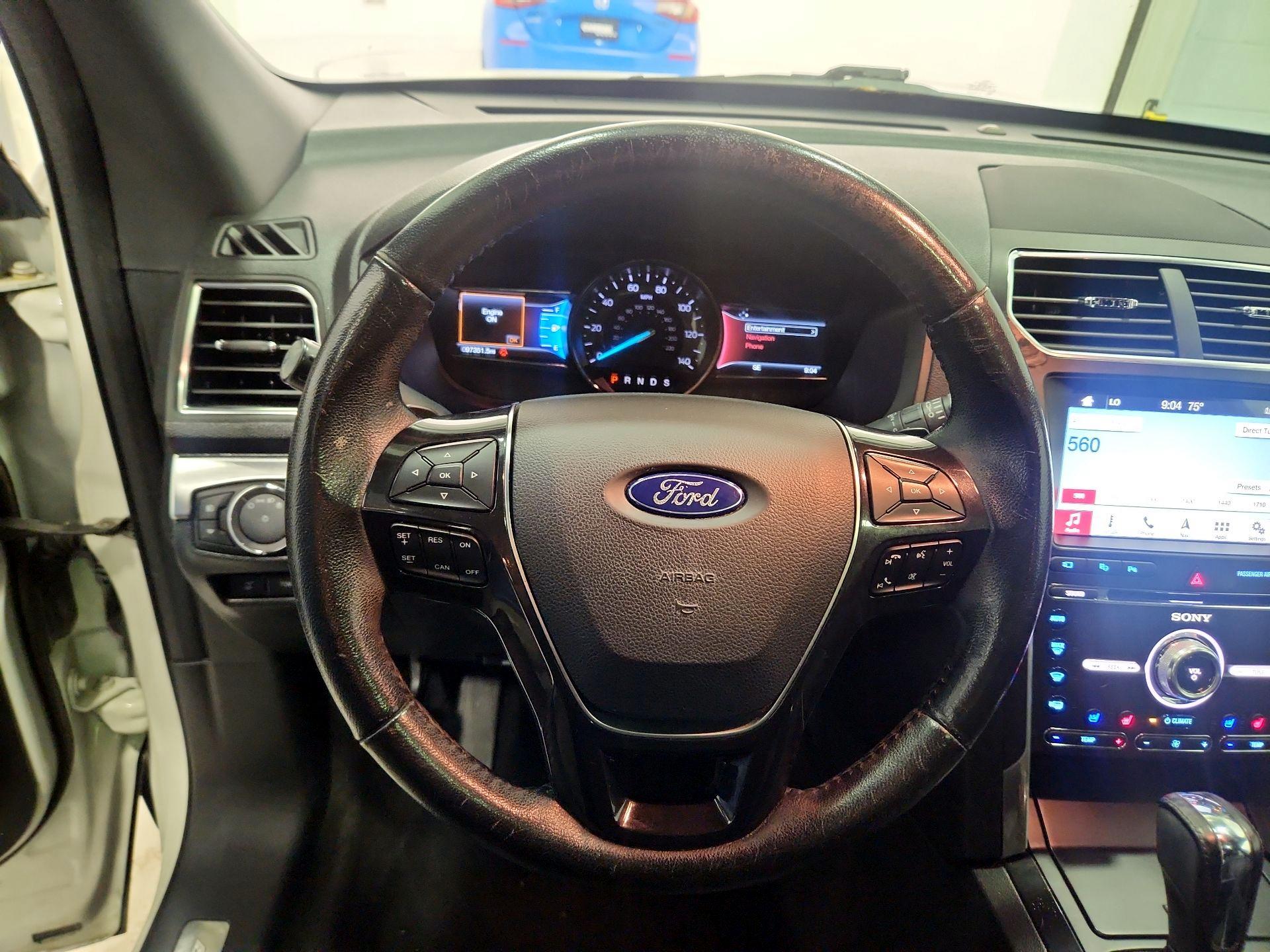 Thumbnail: 2017 Ford Explorer - 10
