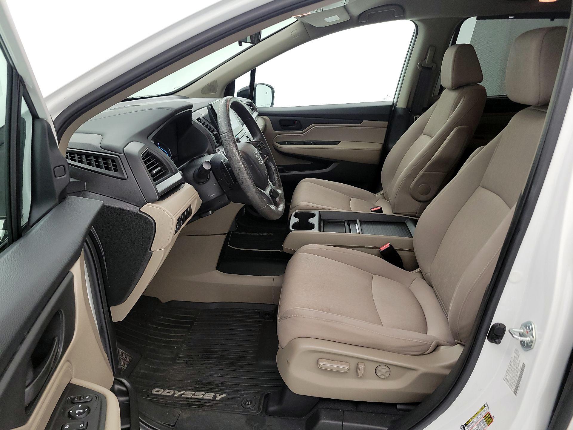 Thumbnail: 2022 Honda Odyssey - 11