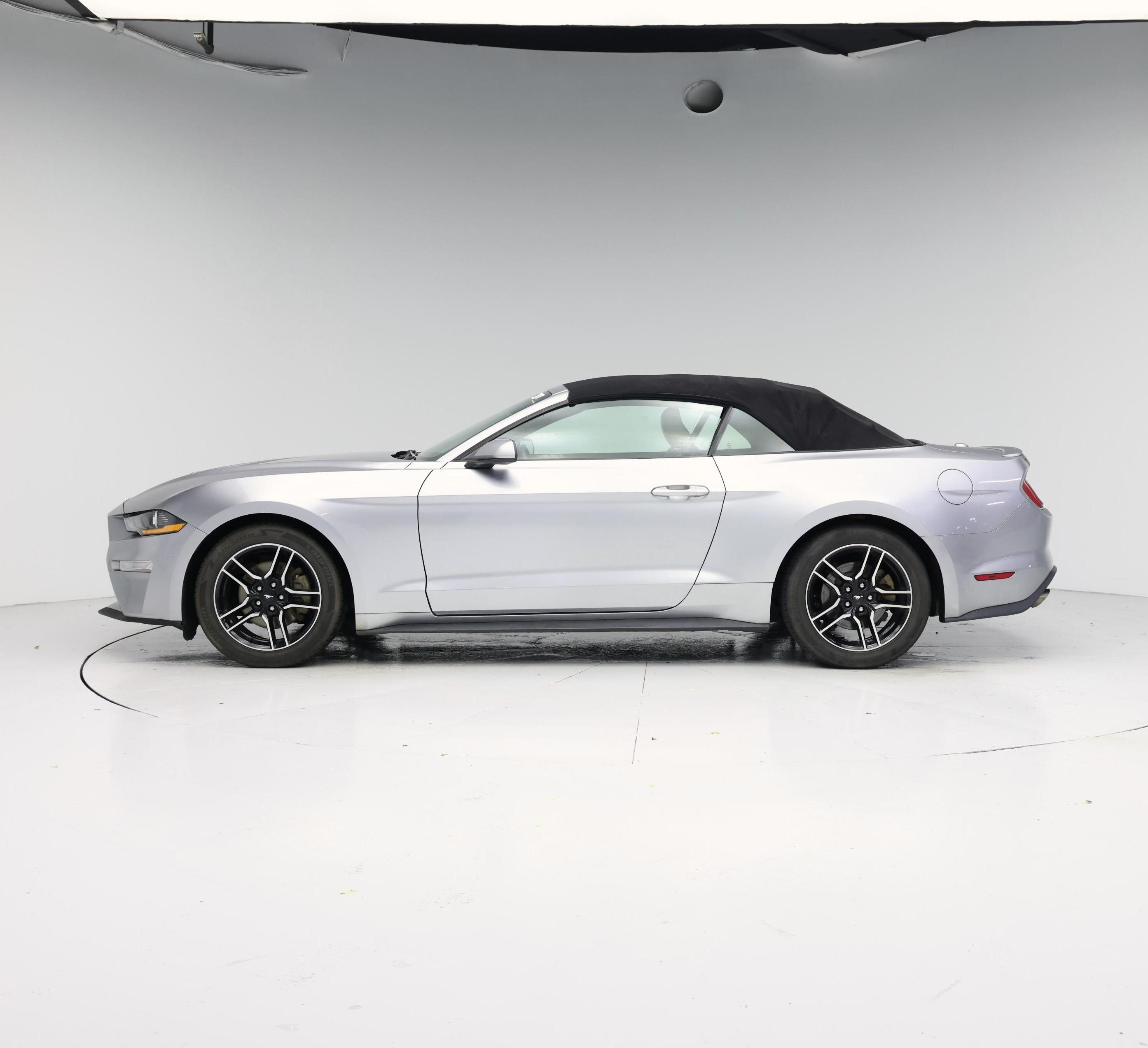 Thumbnail: 2021 Ford Mustang - 3