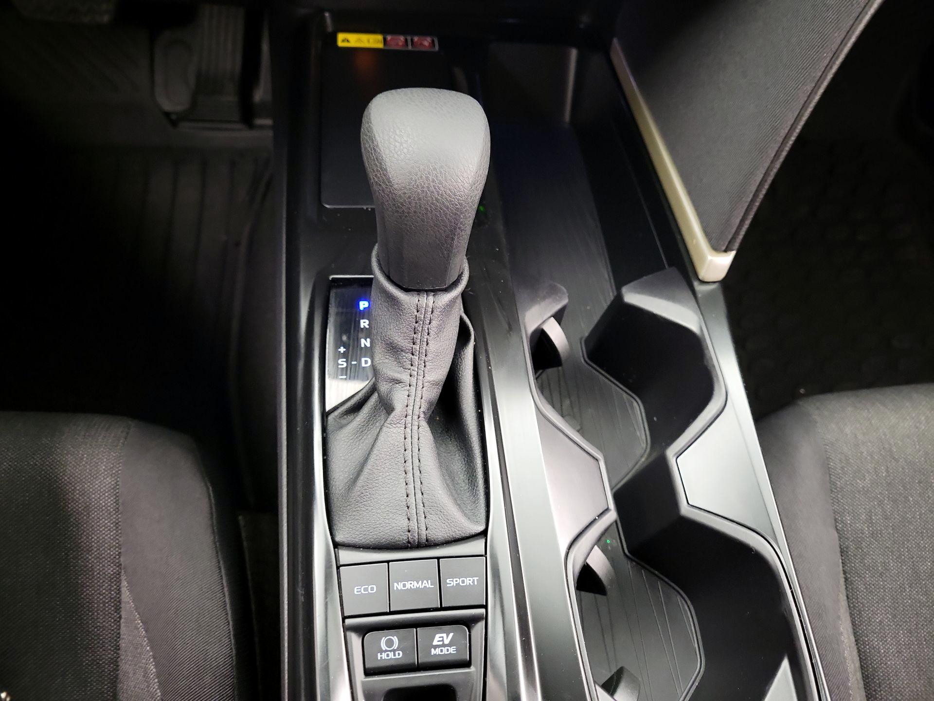 Thumbnail: 2025 Toyota Camry - 17