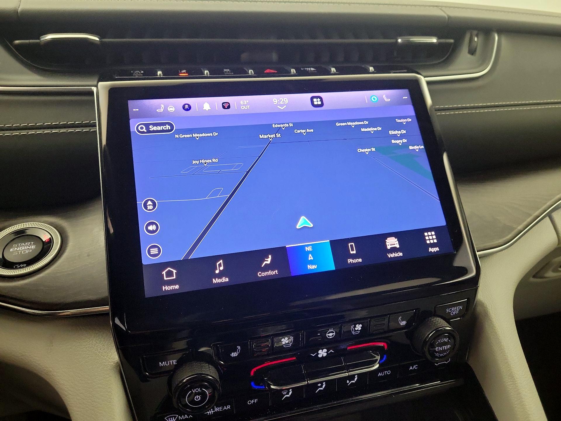 Thumbnail: 2023 Jeep Grand Cherokee - 13