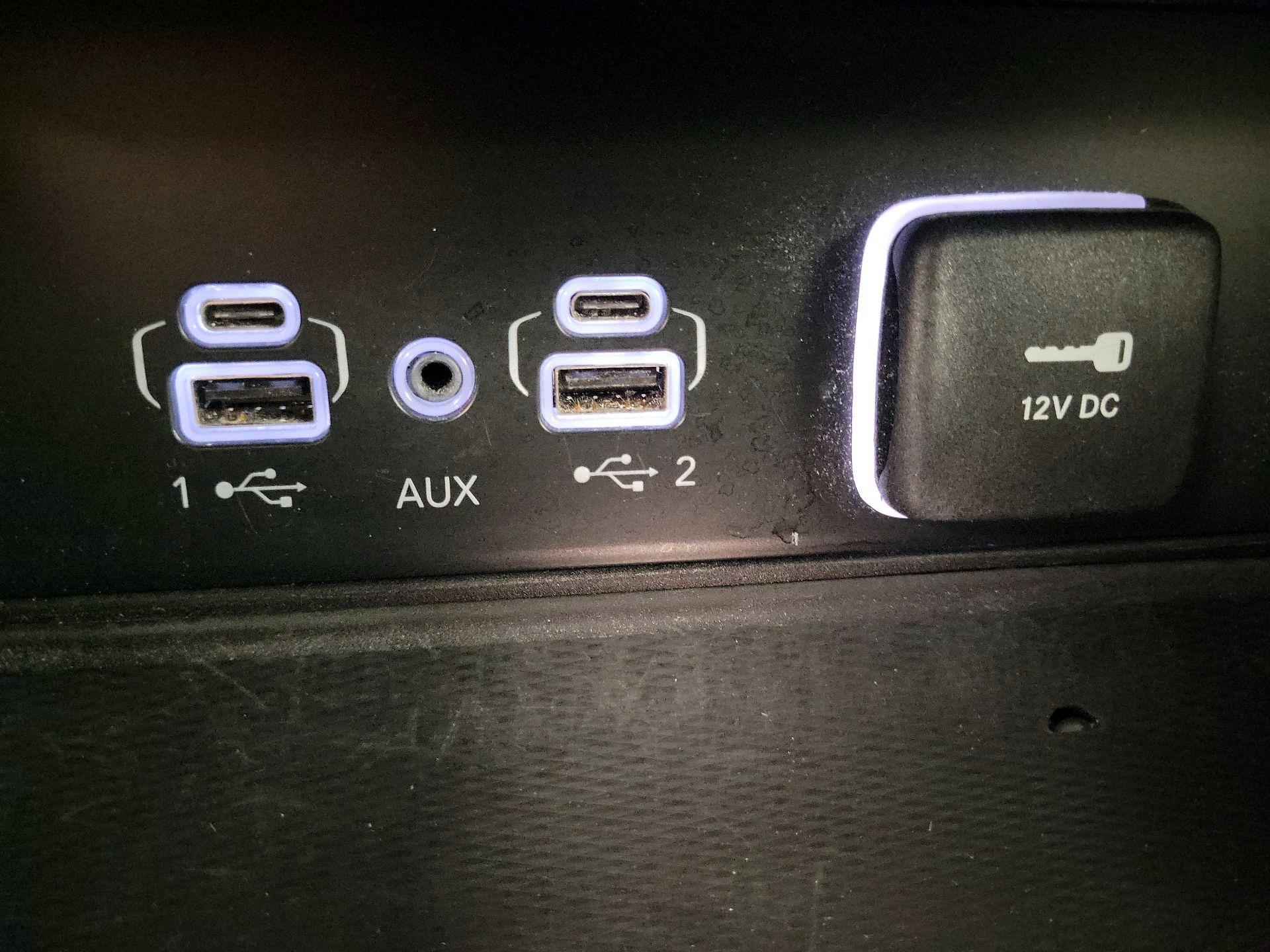 Thumbnail: 2023 Jeep Grand Cherokee - 18