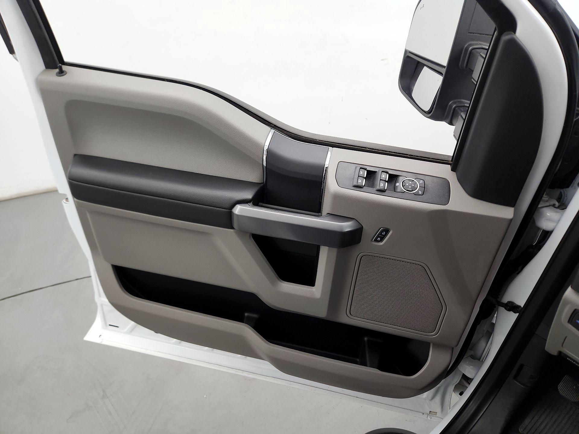 Thumbnail: 2022 Ford F-250 - 12