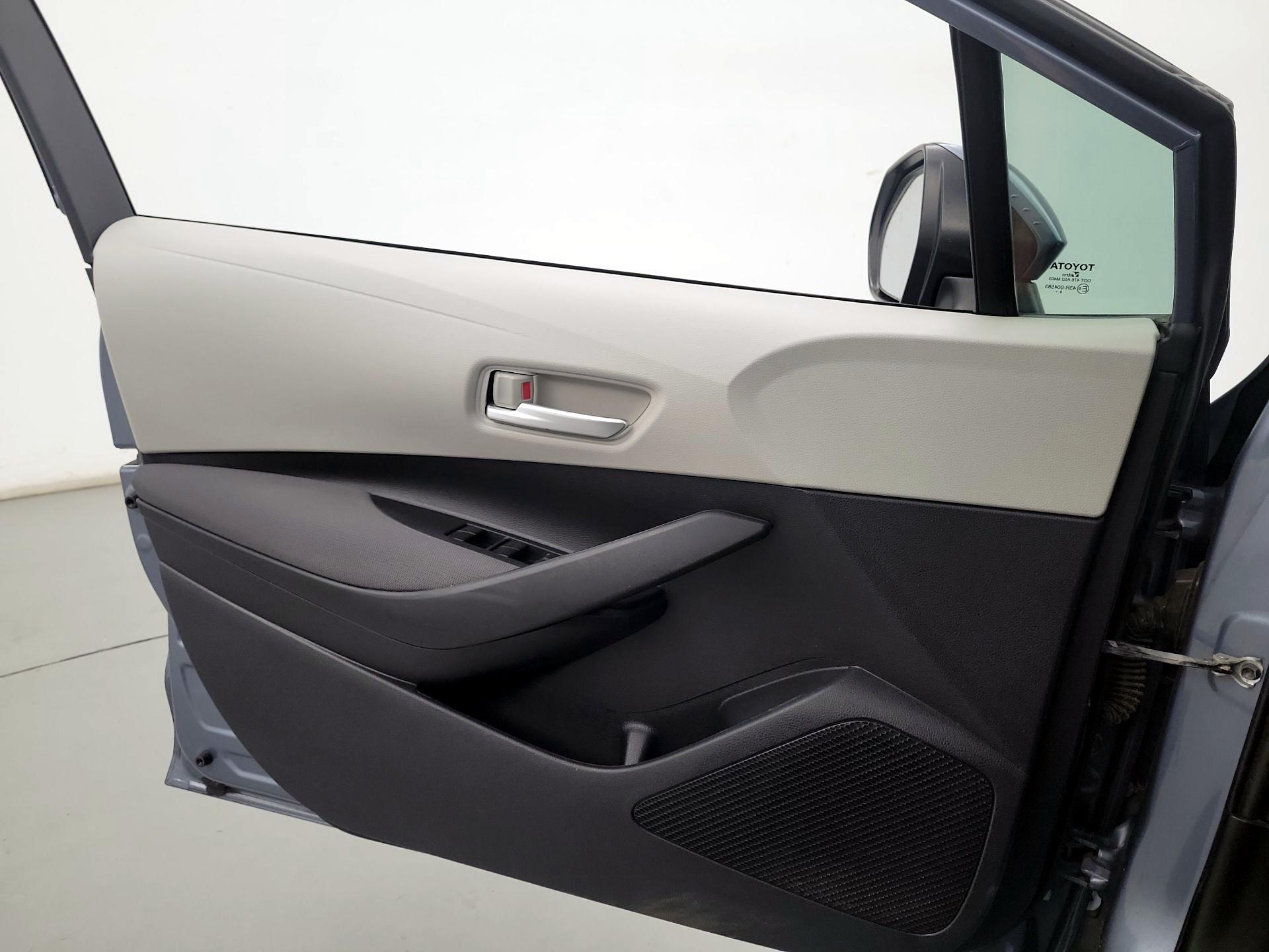 Thumbnail: 2021 Toyota Corolla - 12