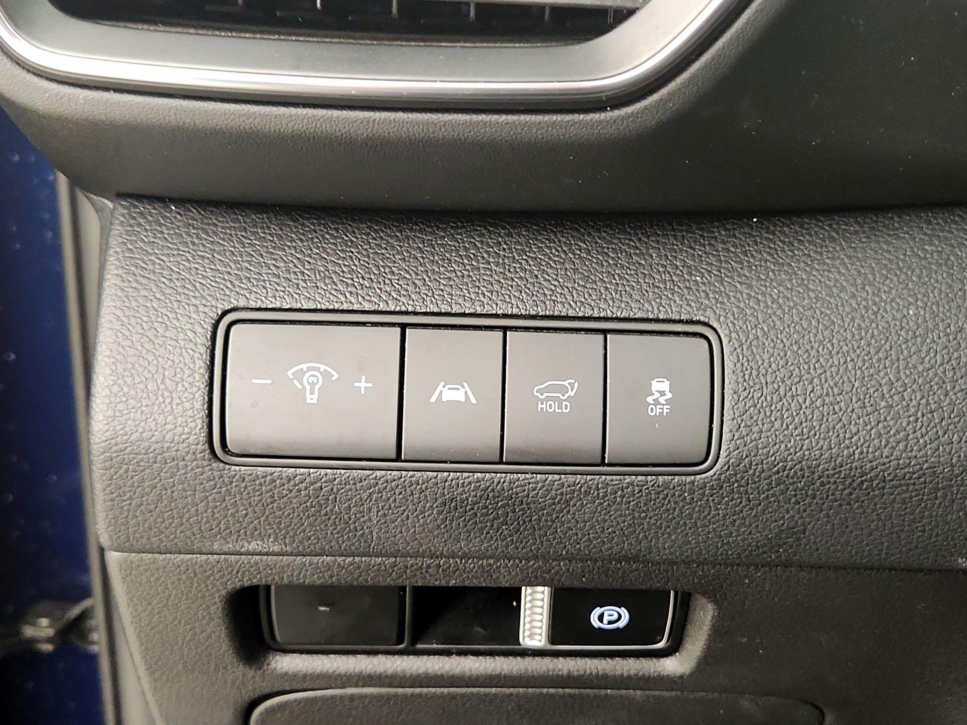 Thumbnail: 2023 Hyundai Santa Fe - 13