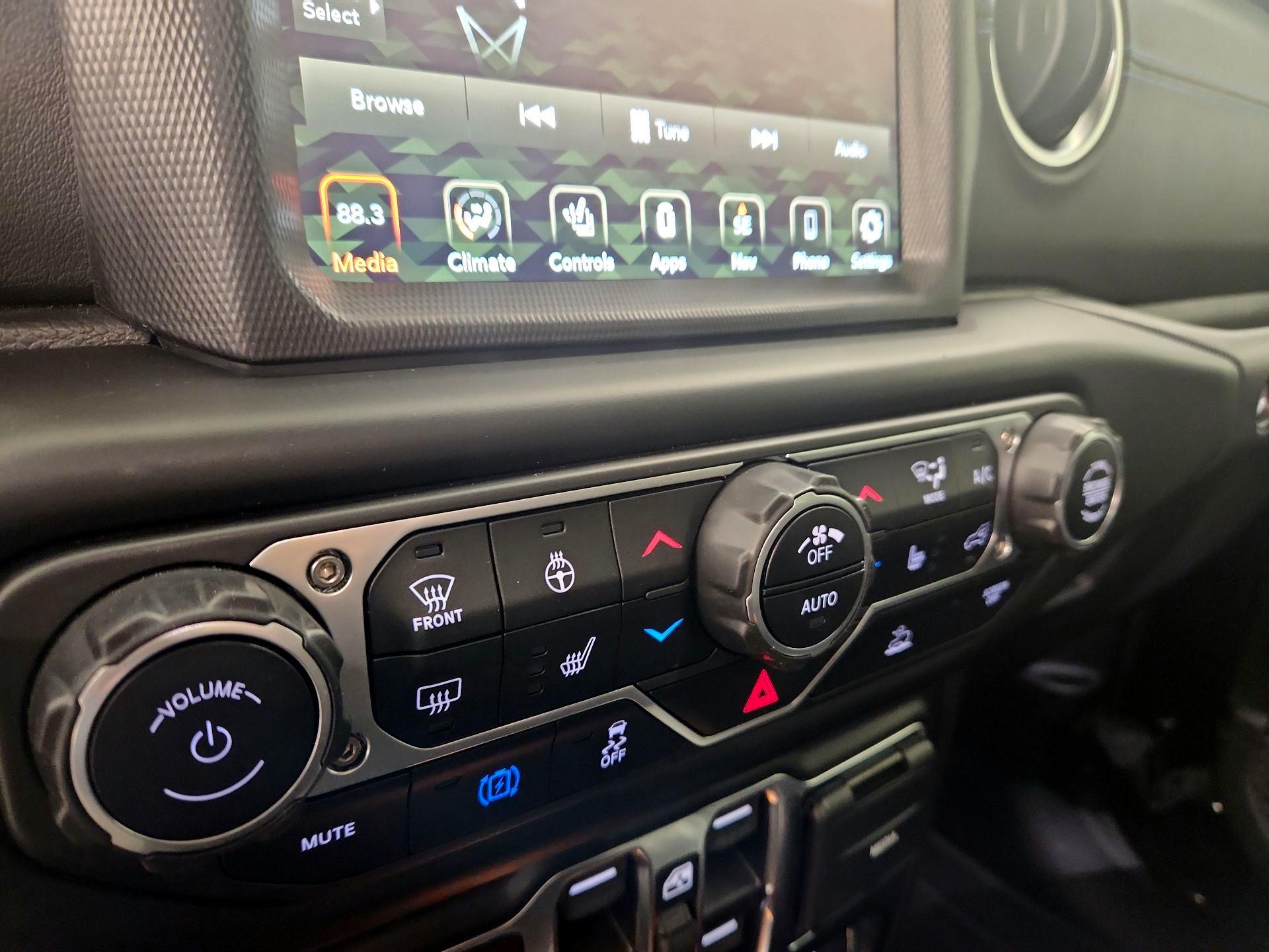 Thumbnail: 2023 Jeep Wrangler - 15