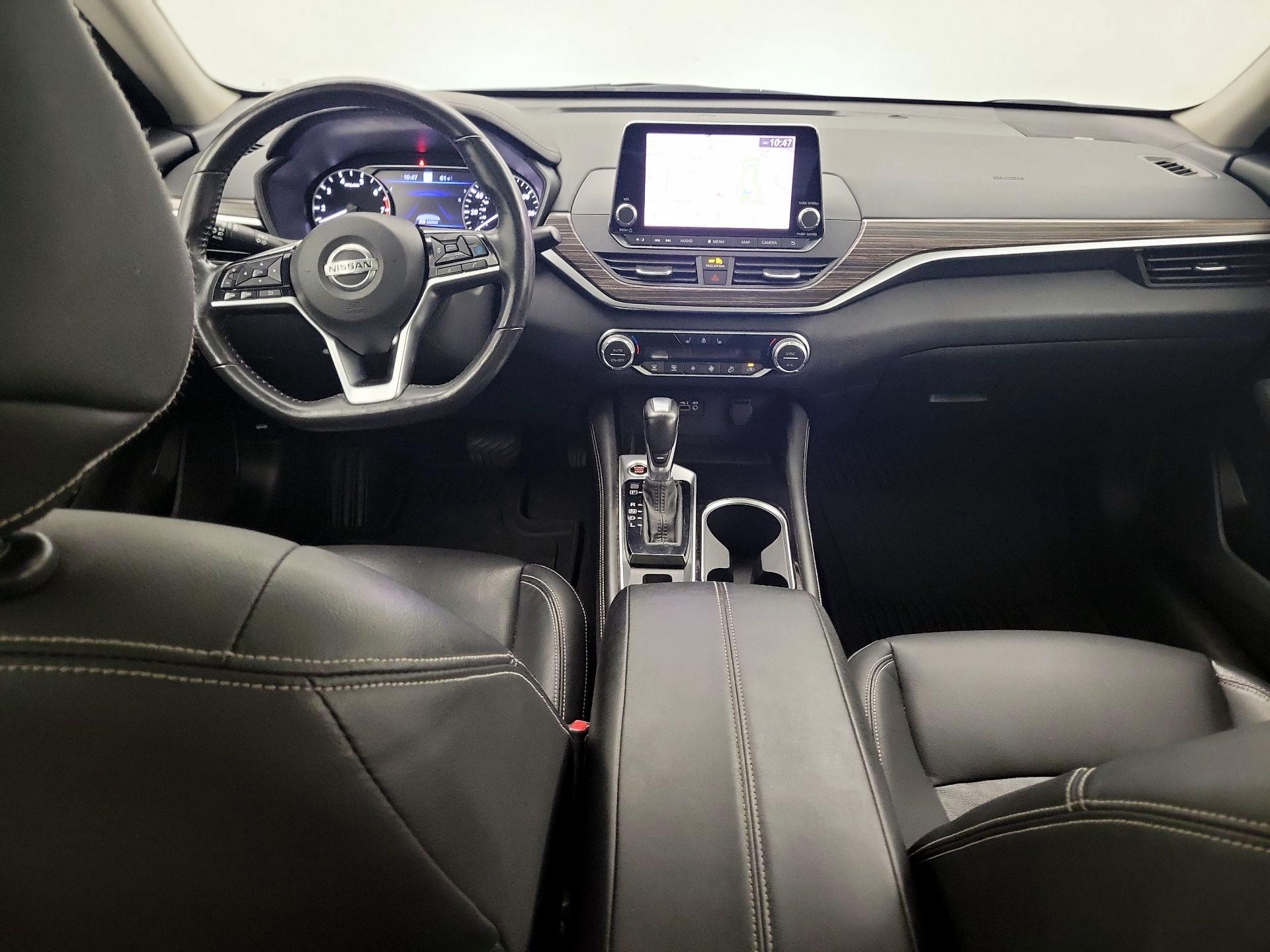 Thumbnail: 2022 Nissan Altima - 9