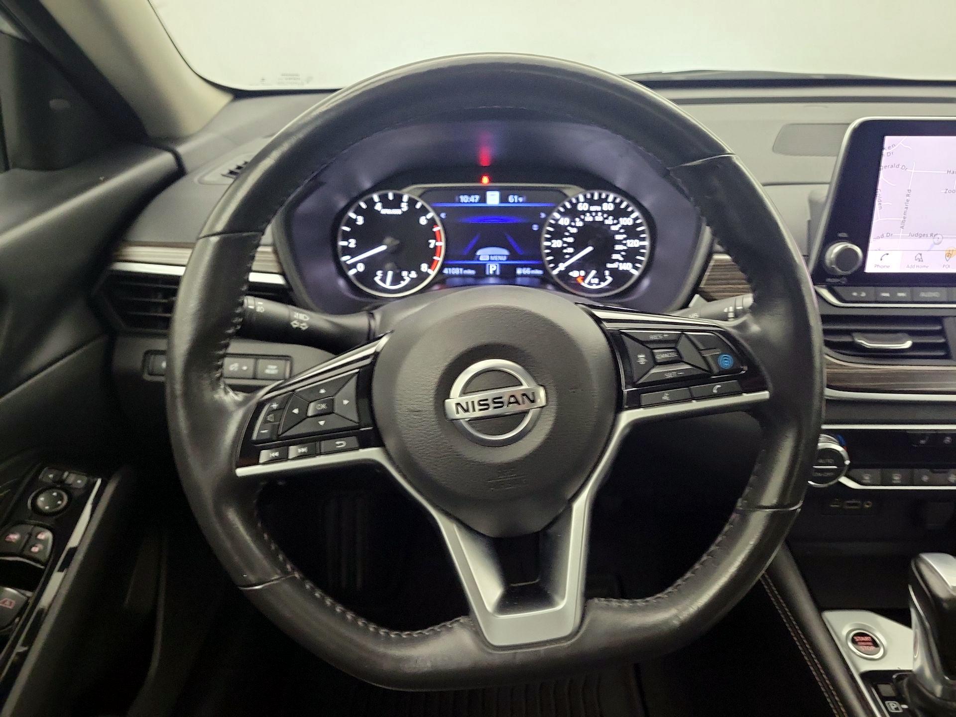 Thumbnail: 2022 Nissan Altima - 10