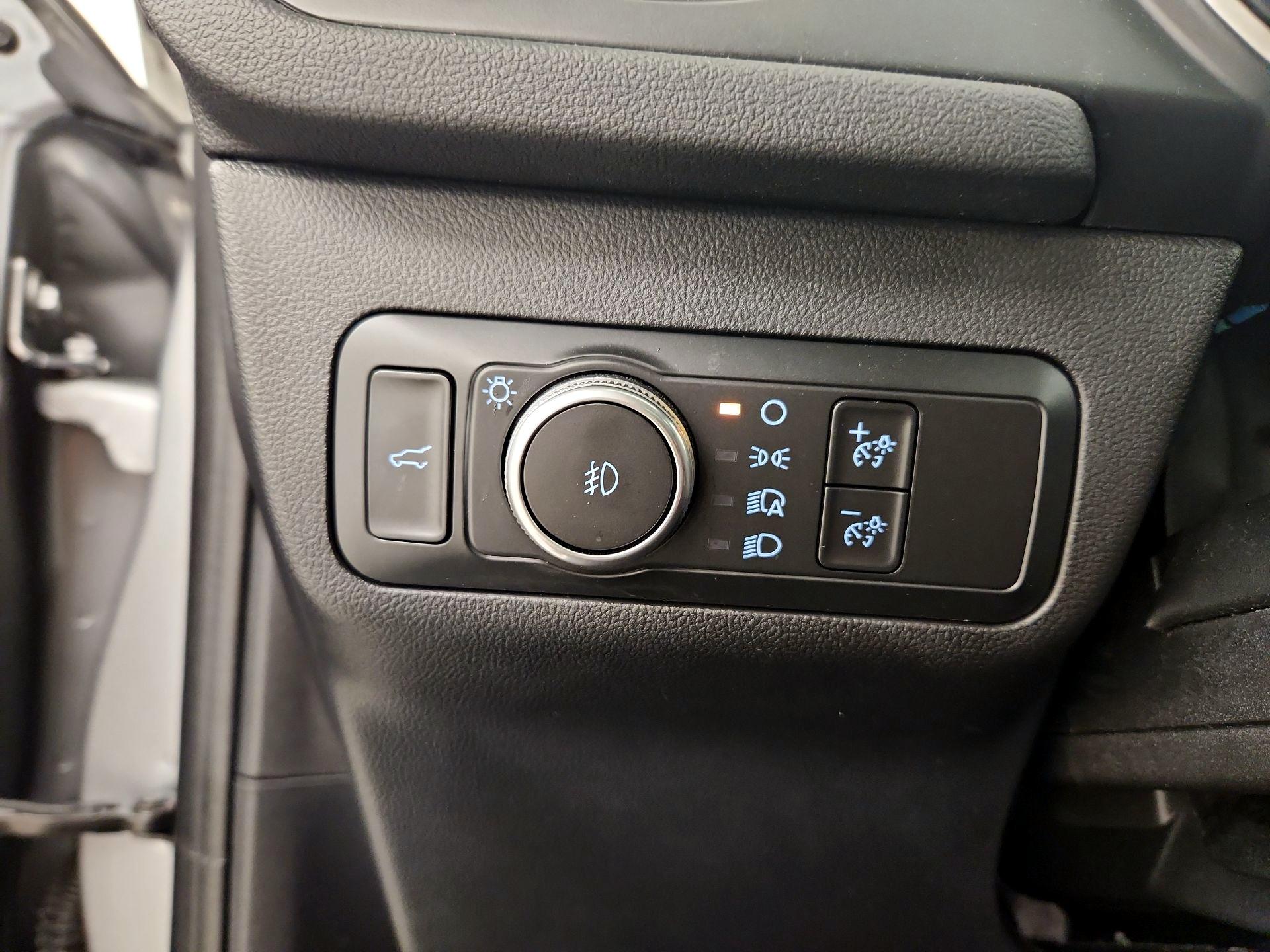 Thumbnail: 2022 Ford Escape - 13