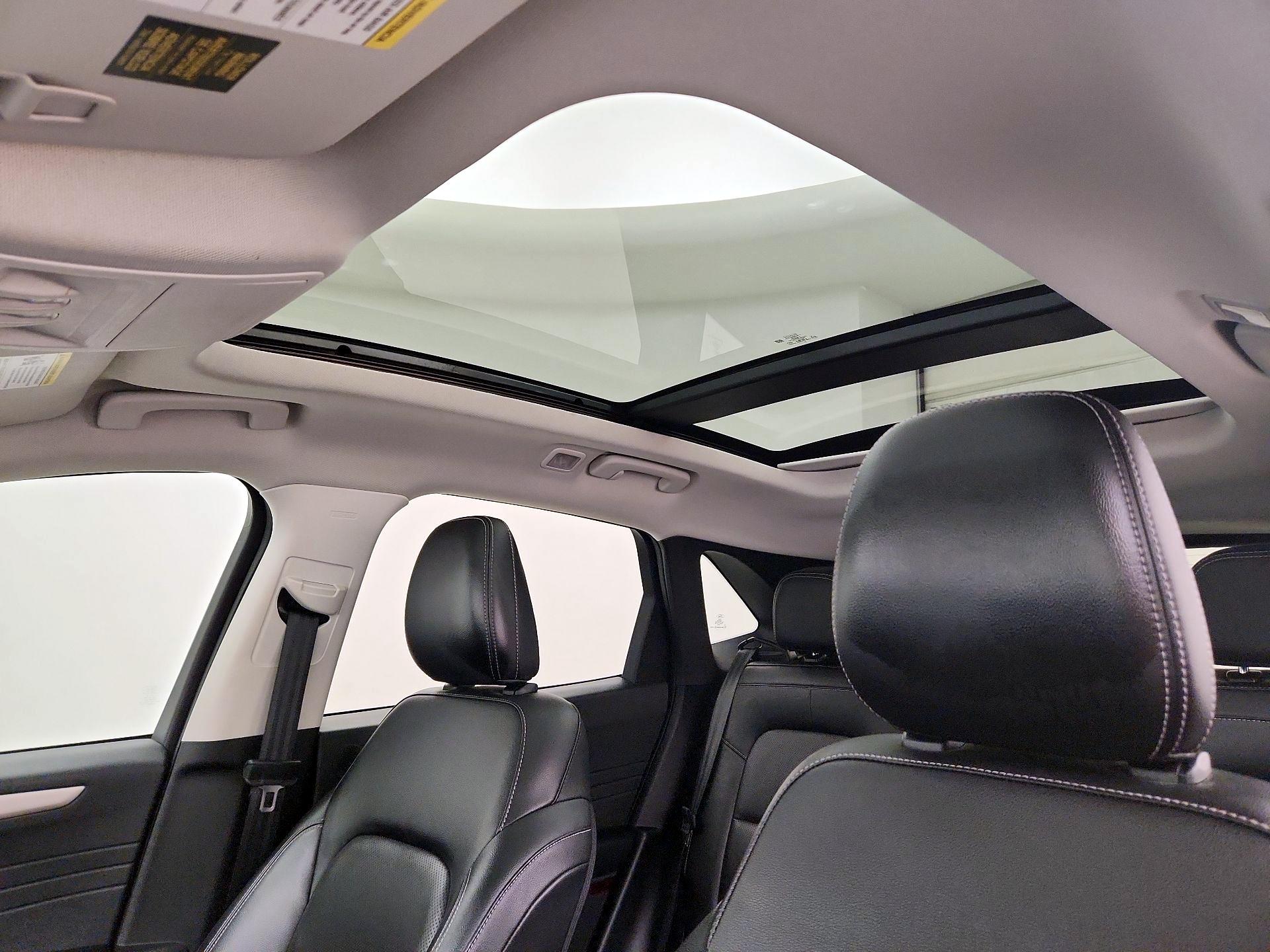 Thumbnail: 2022 Ford Escape - 19