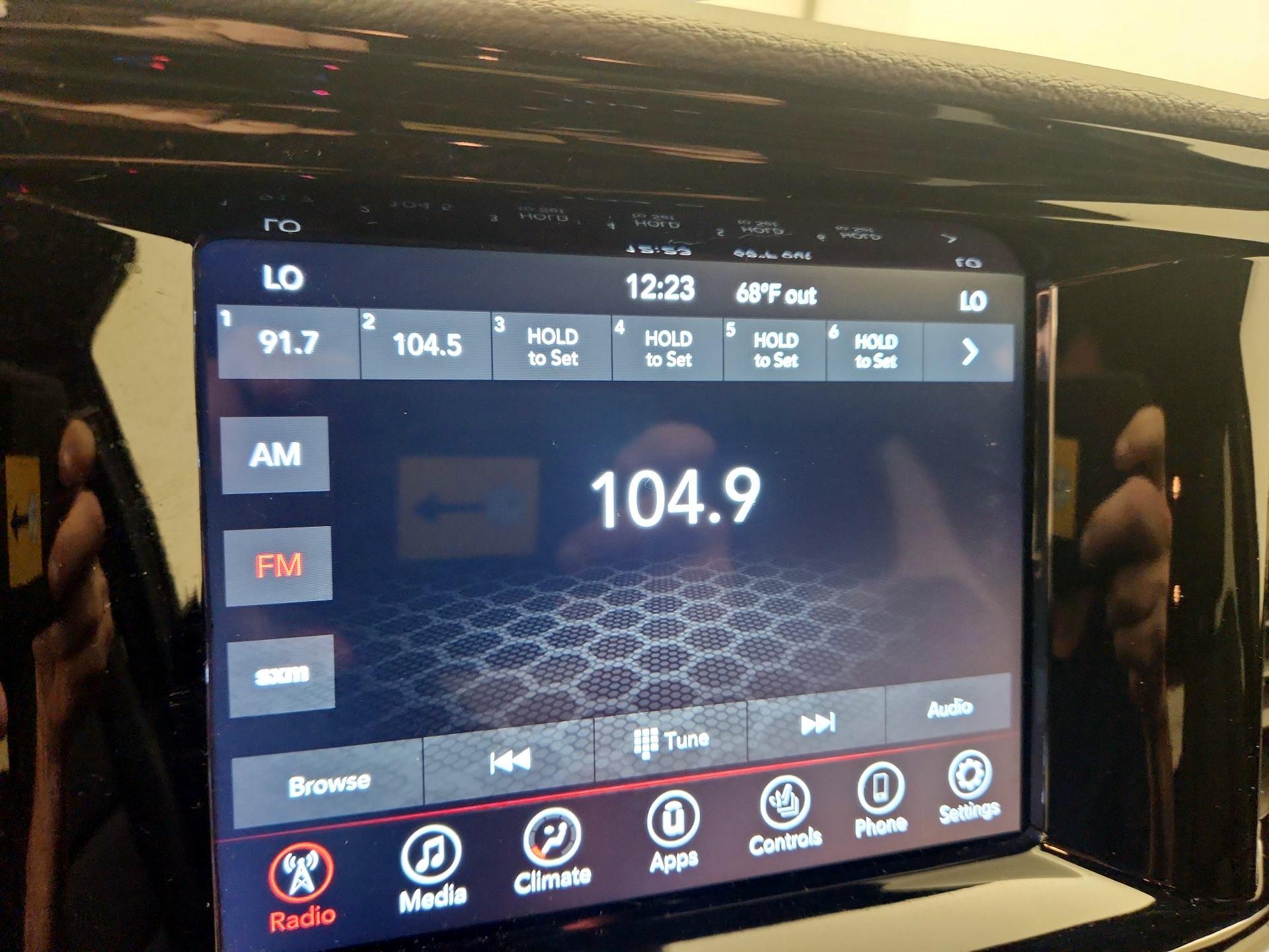 Thumbnail: 2022 Dodge Durango - 15