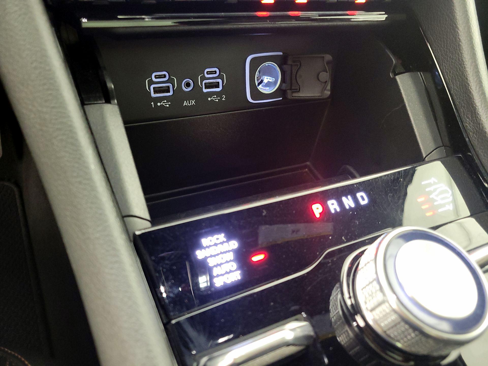 Thumbnail: 2025 Jeep Grand Cherokee - 19