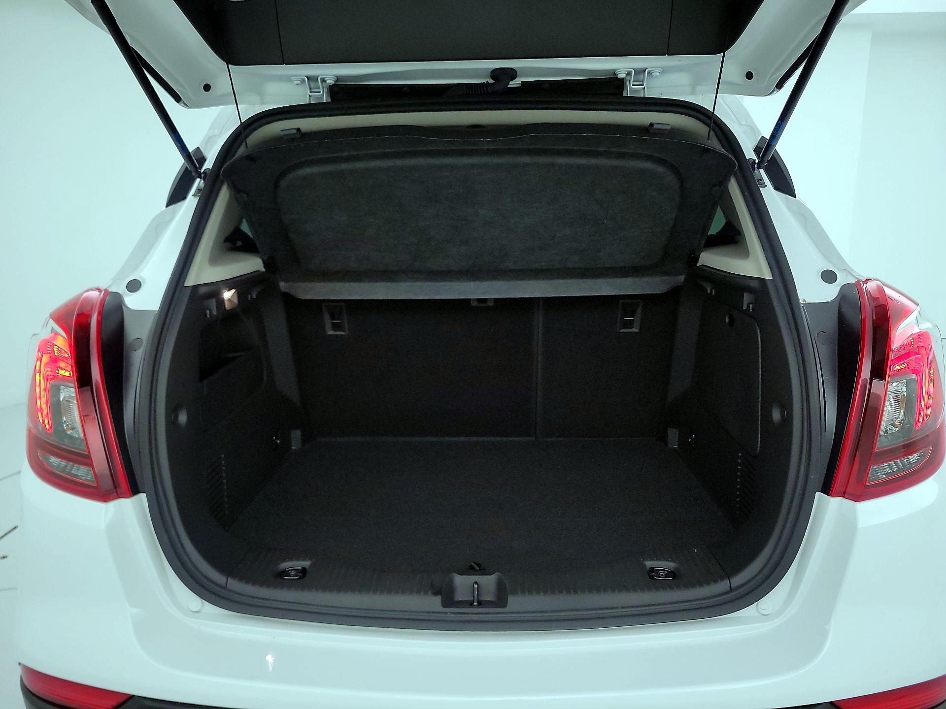 Thumbnail: 2021 Buick Encore - 20