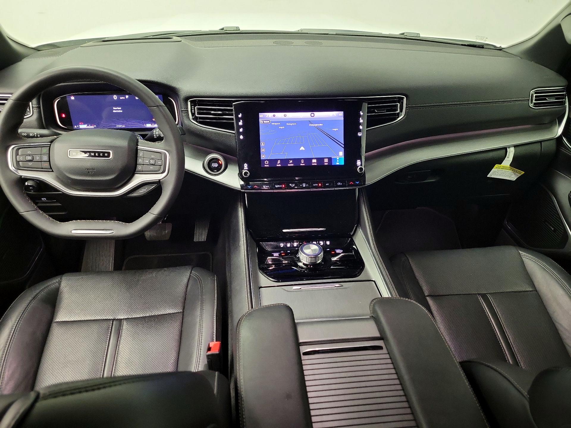 Thumbnail: 2024 Jeep Wagoneer - 9