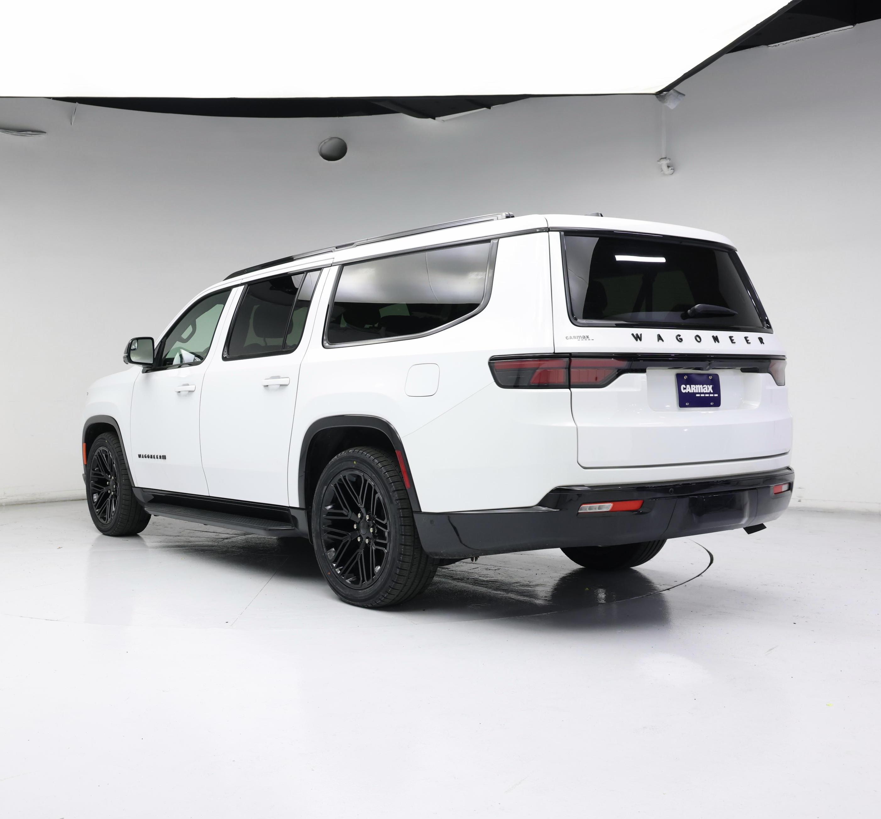 Thumbnail: 2024 Jeep Wagoneer - 2