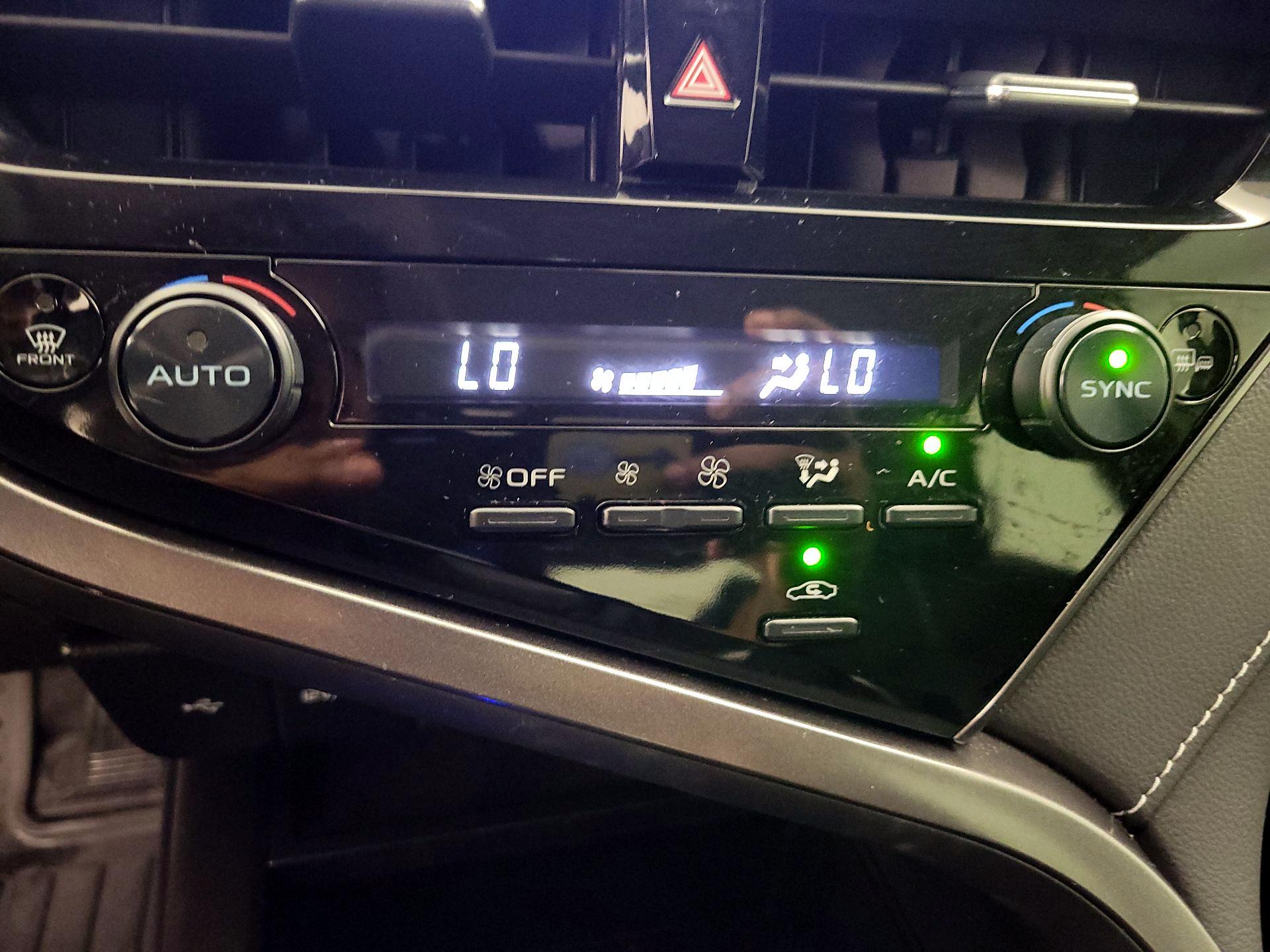 Thumbnail: 2024 Toyota Camry - 16