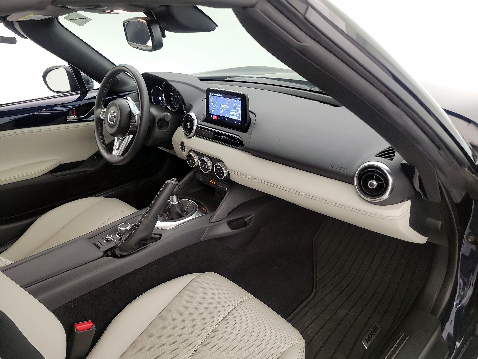 Thumbnail: 2021 Mazda MX-5 Miata - 9