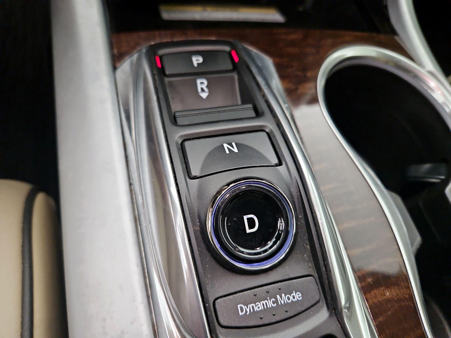 Thumbnail: 2019 Acura TLX - 18