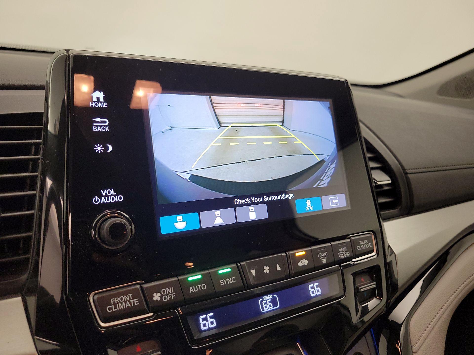 Thumbnail: 2016 Honda Odyssey - 13