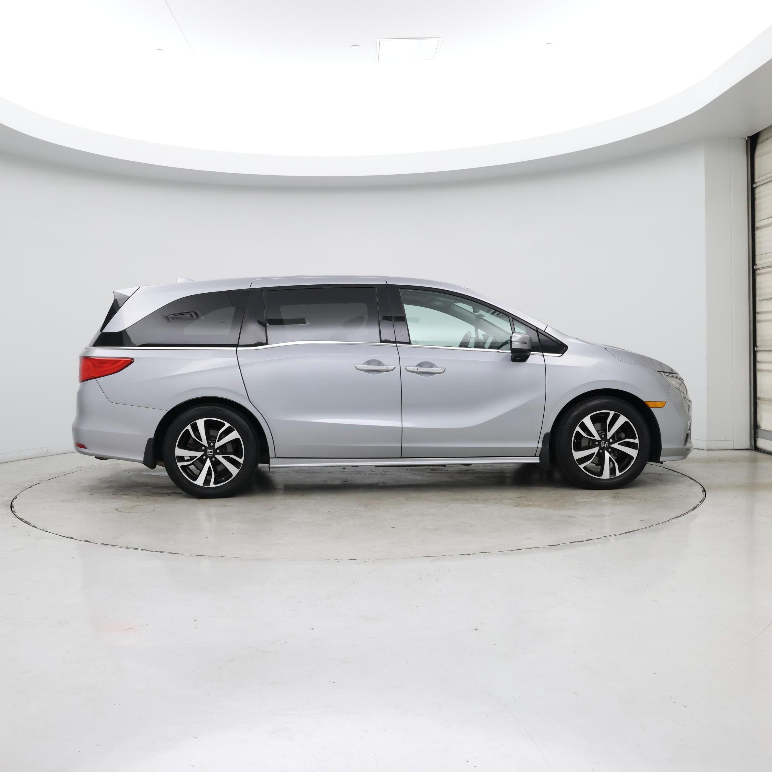 Thumbnail: 2016 Honda Odyssey - 7