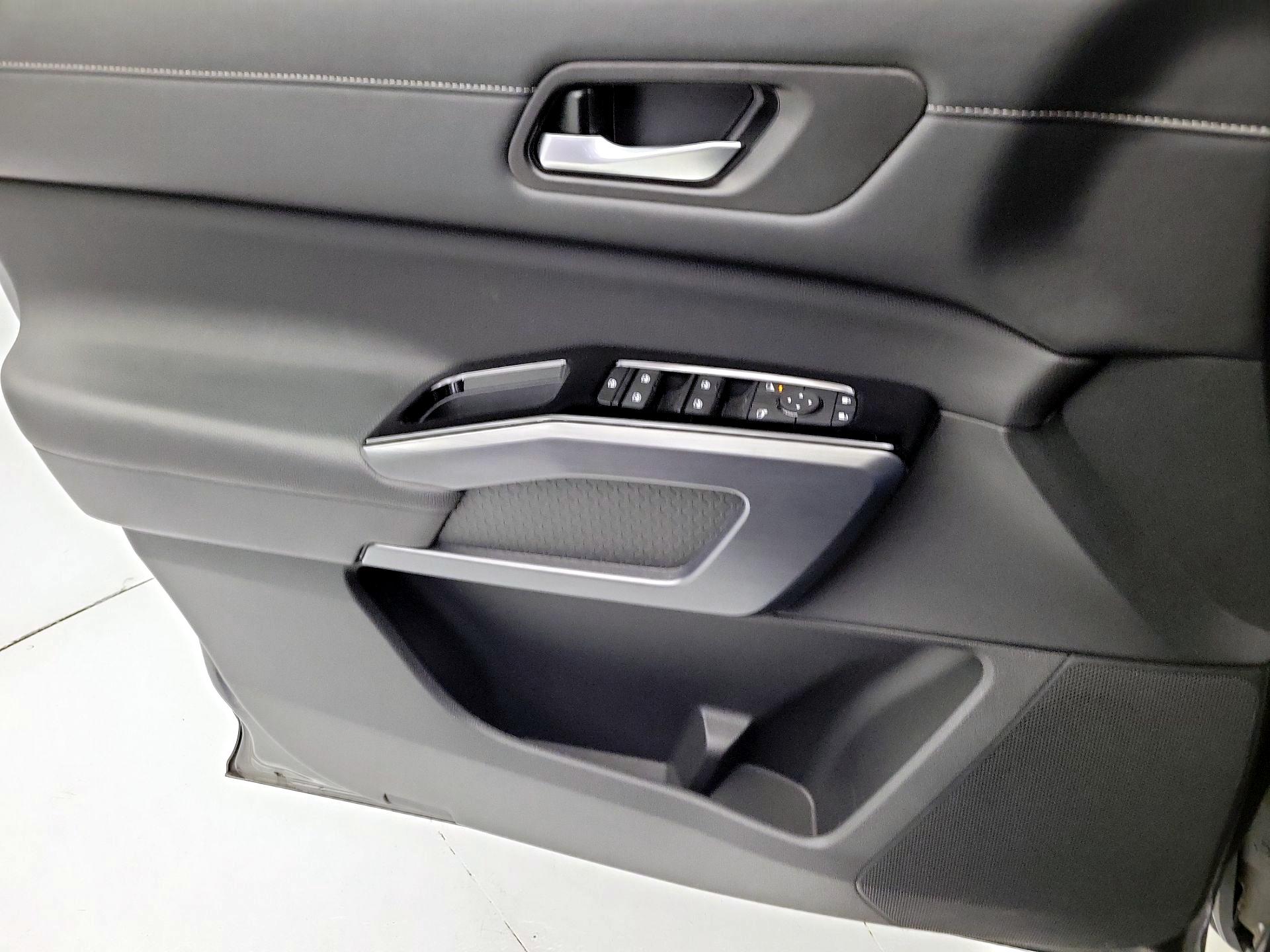 Thumbnail: 2024 Nissan Pathfinder - 12