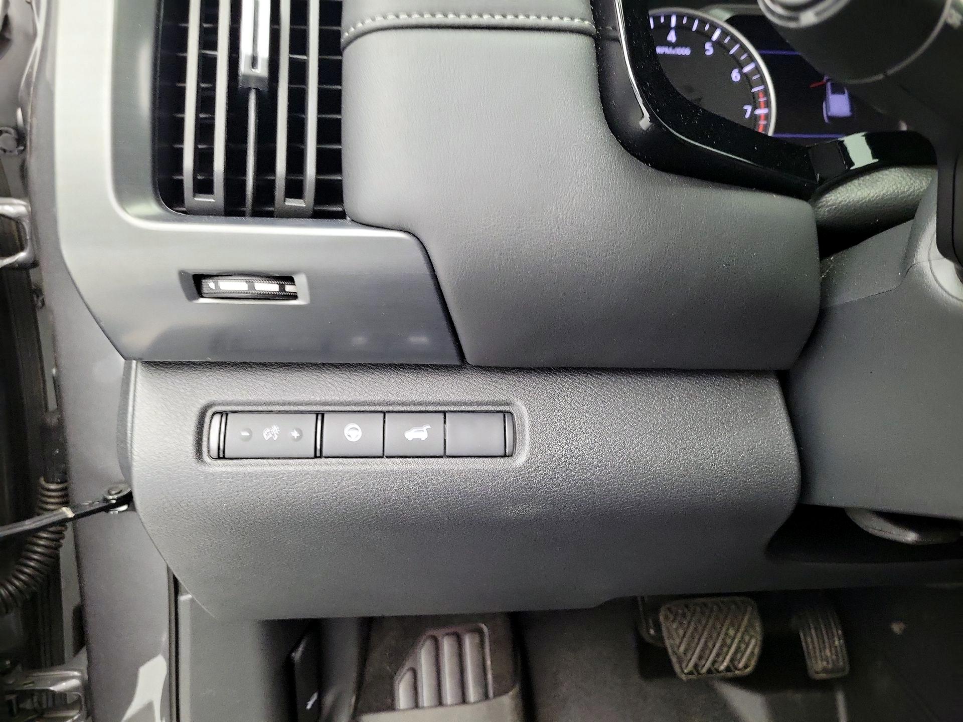 Thumbnail: 2024 Nissan Pathfinder - 13