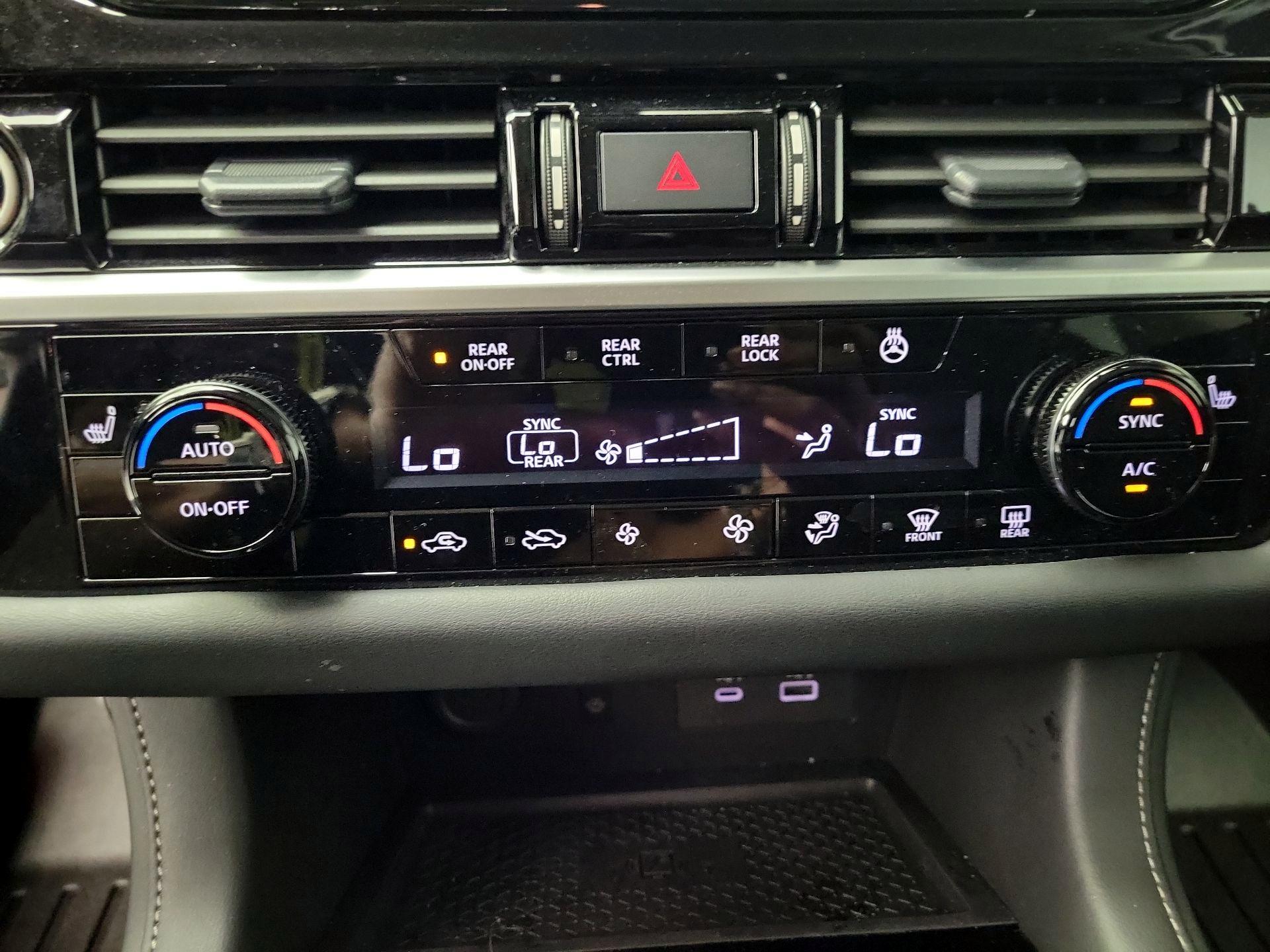 Thumbnail: 2024 Nissan Pathfinder - 17