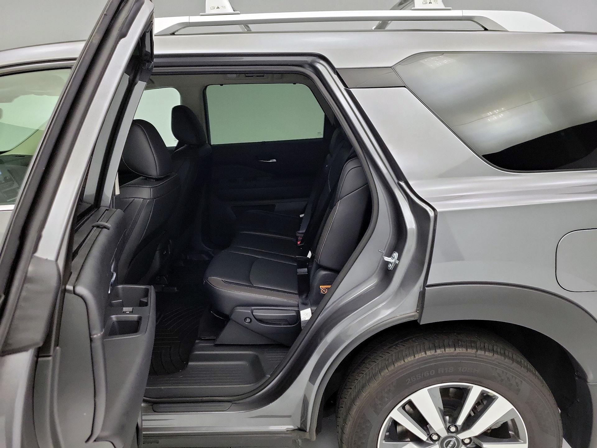 Thumbnail: 2024 Nissan Pathfinder - 20