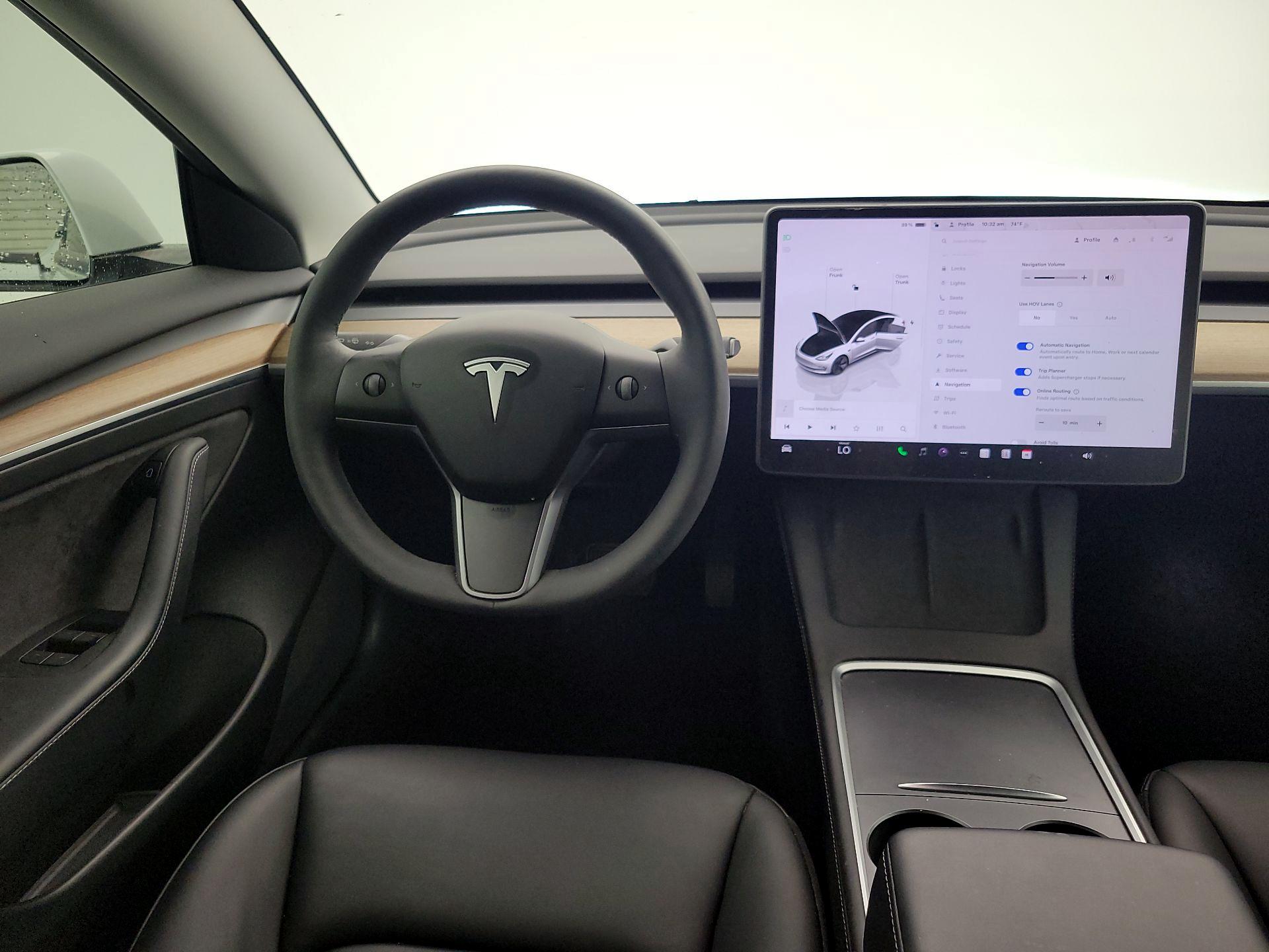 Thumbnail: 2022 Tesla Model 3 - 10