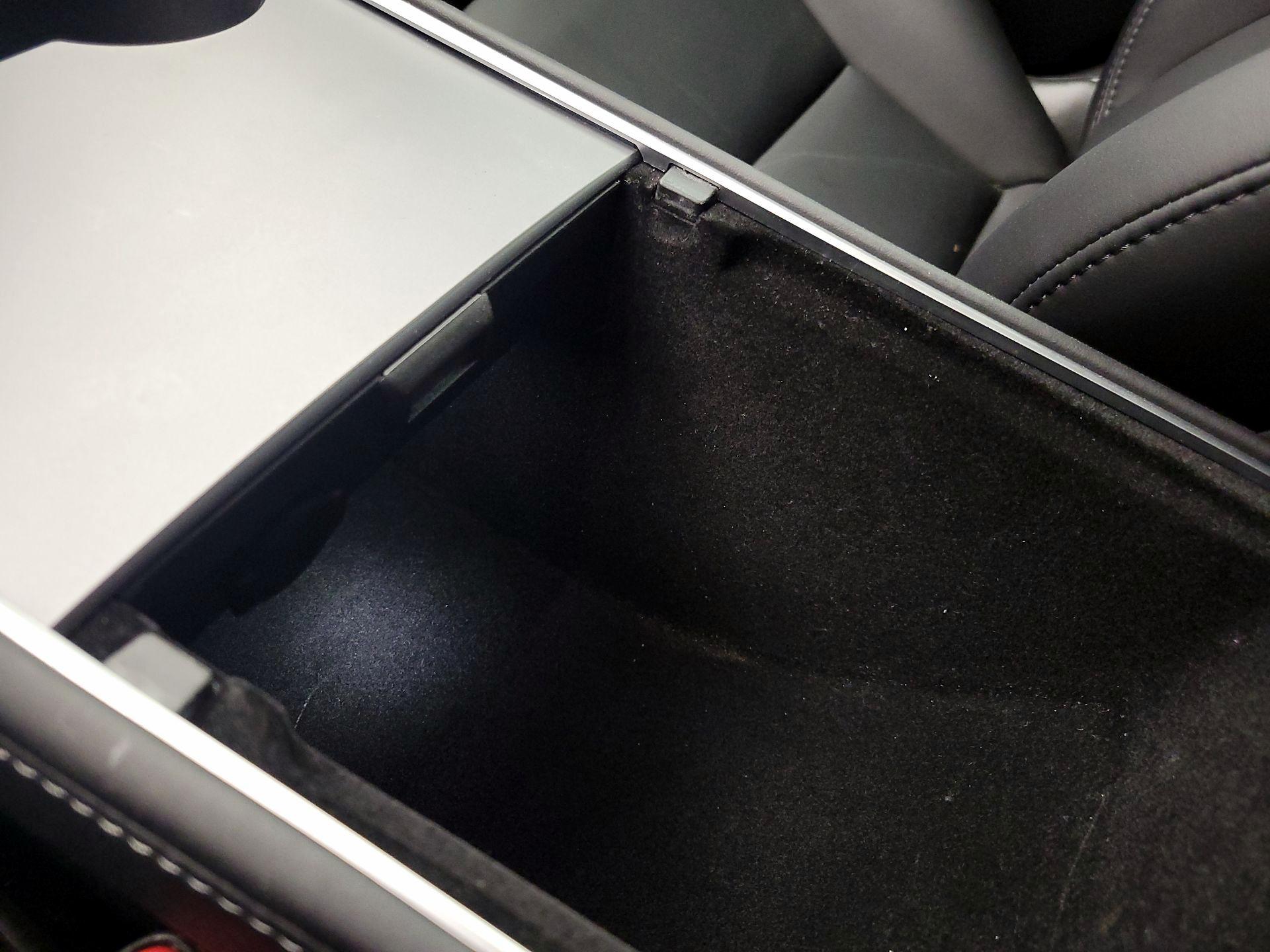 Thumbnail: 2022 Tesla Model 3 - 18