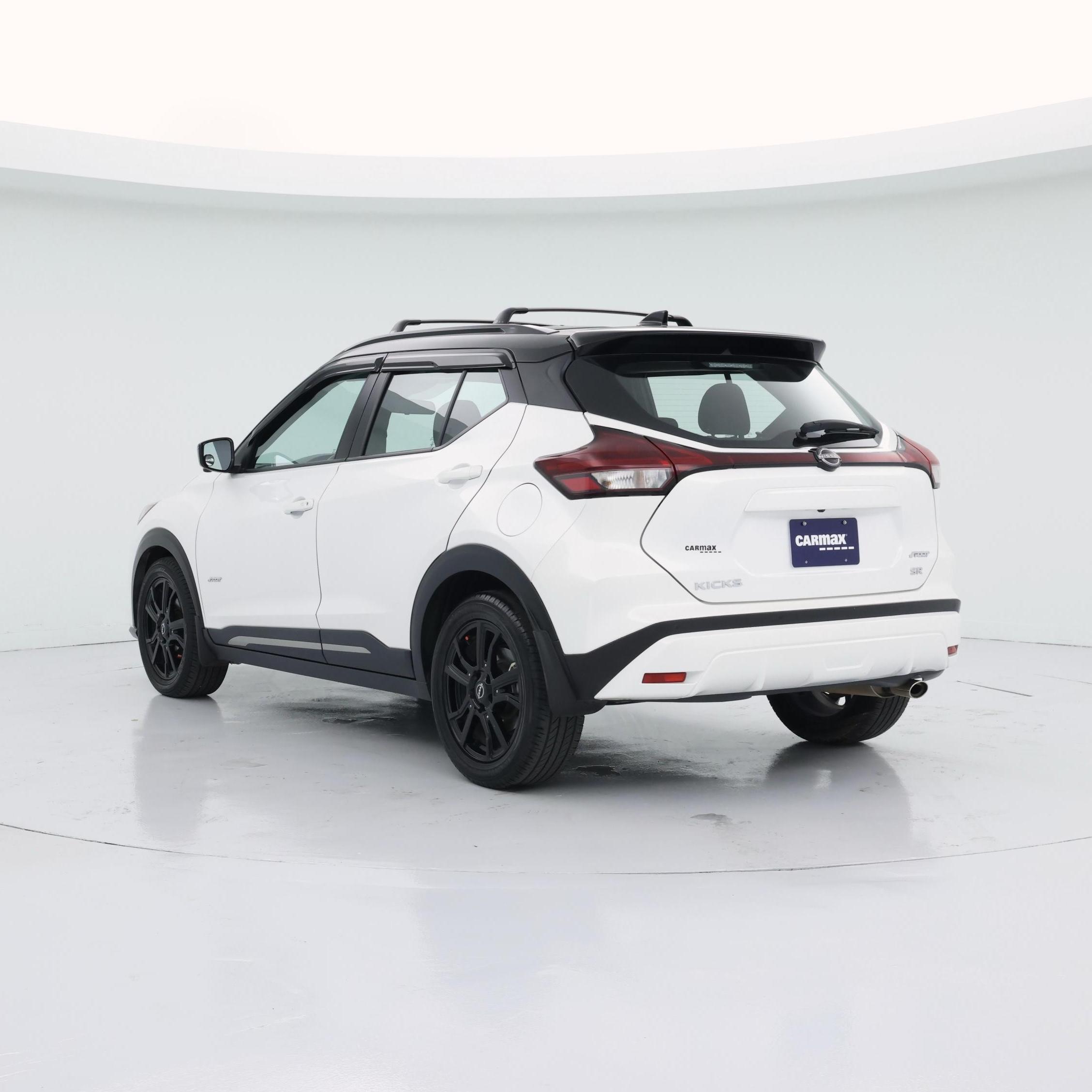 Thumbnail: 2022 Nissan Kicks - 2