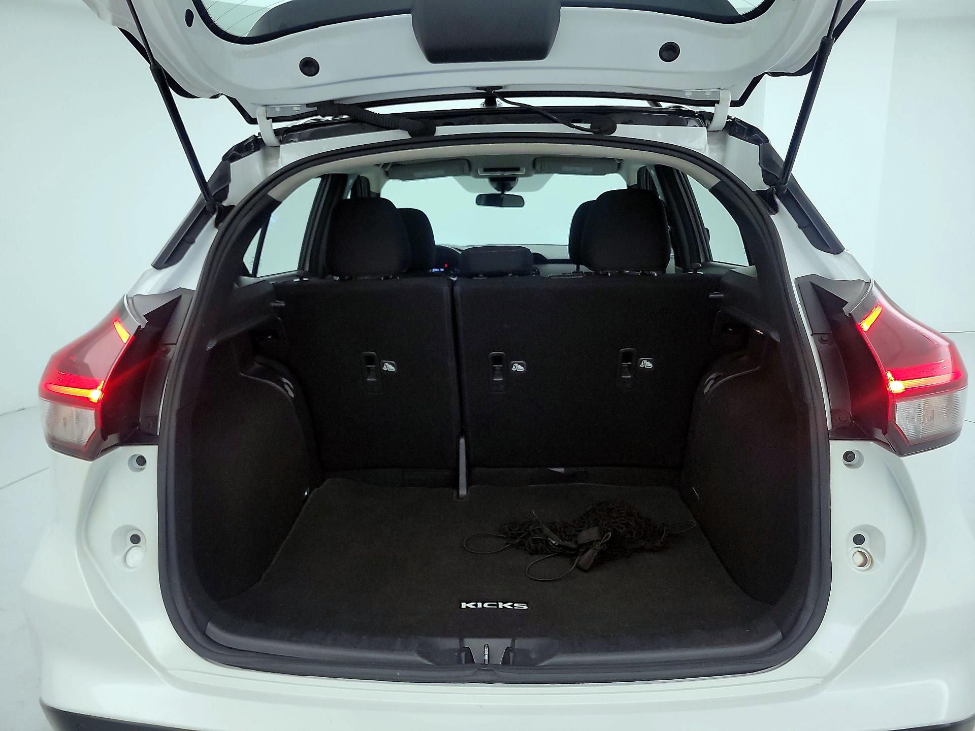 Thumbnail: 2022 Nissan Kicks - 20