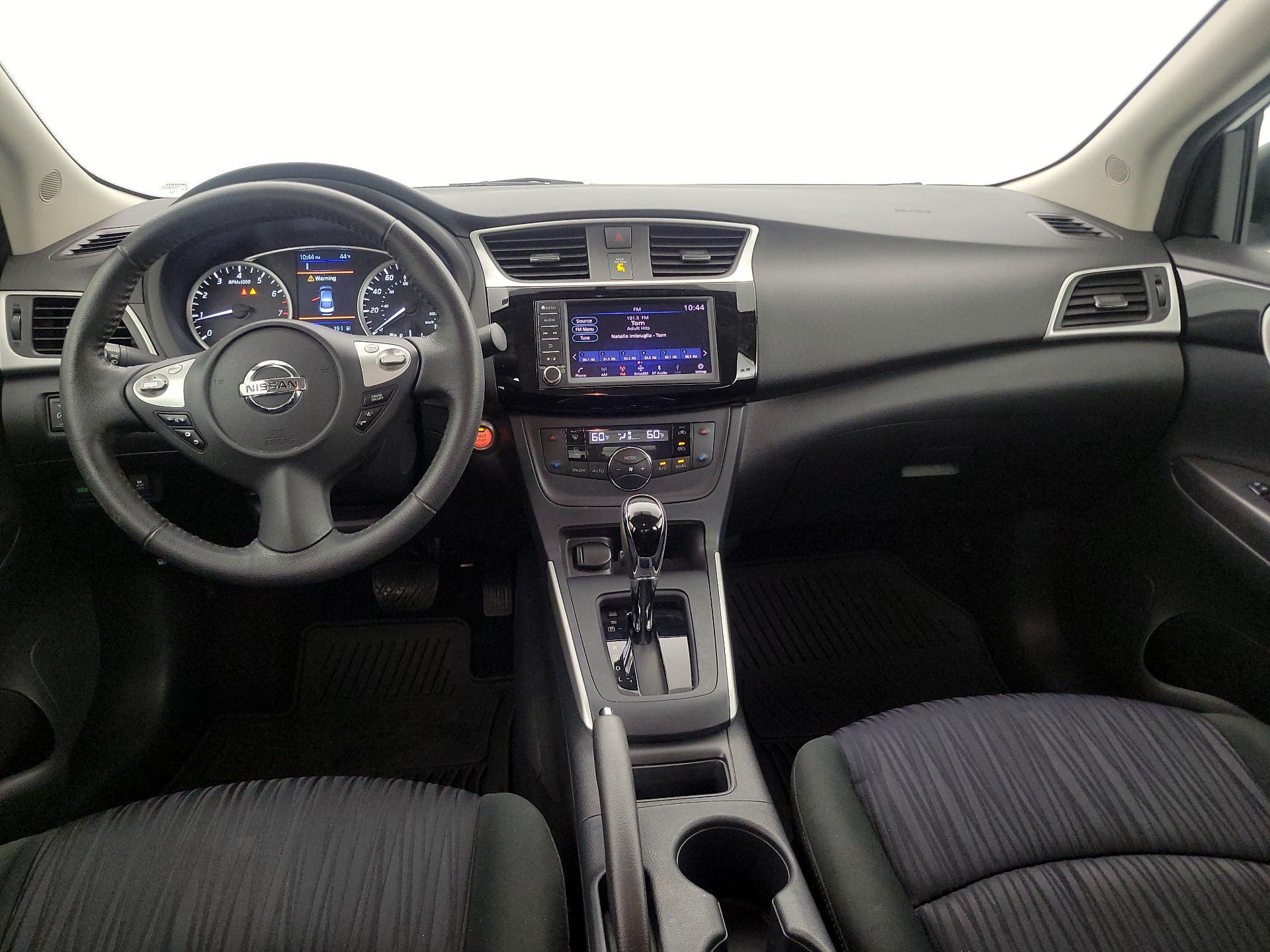 Thumbnail: 2019 Nissan Sentra - 9