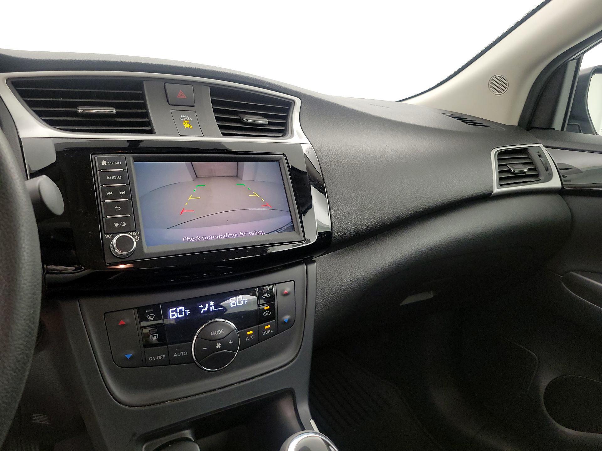 Thumbnail: 2019 Nissan Sentra - 14