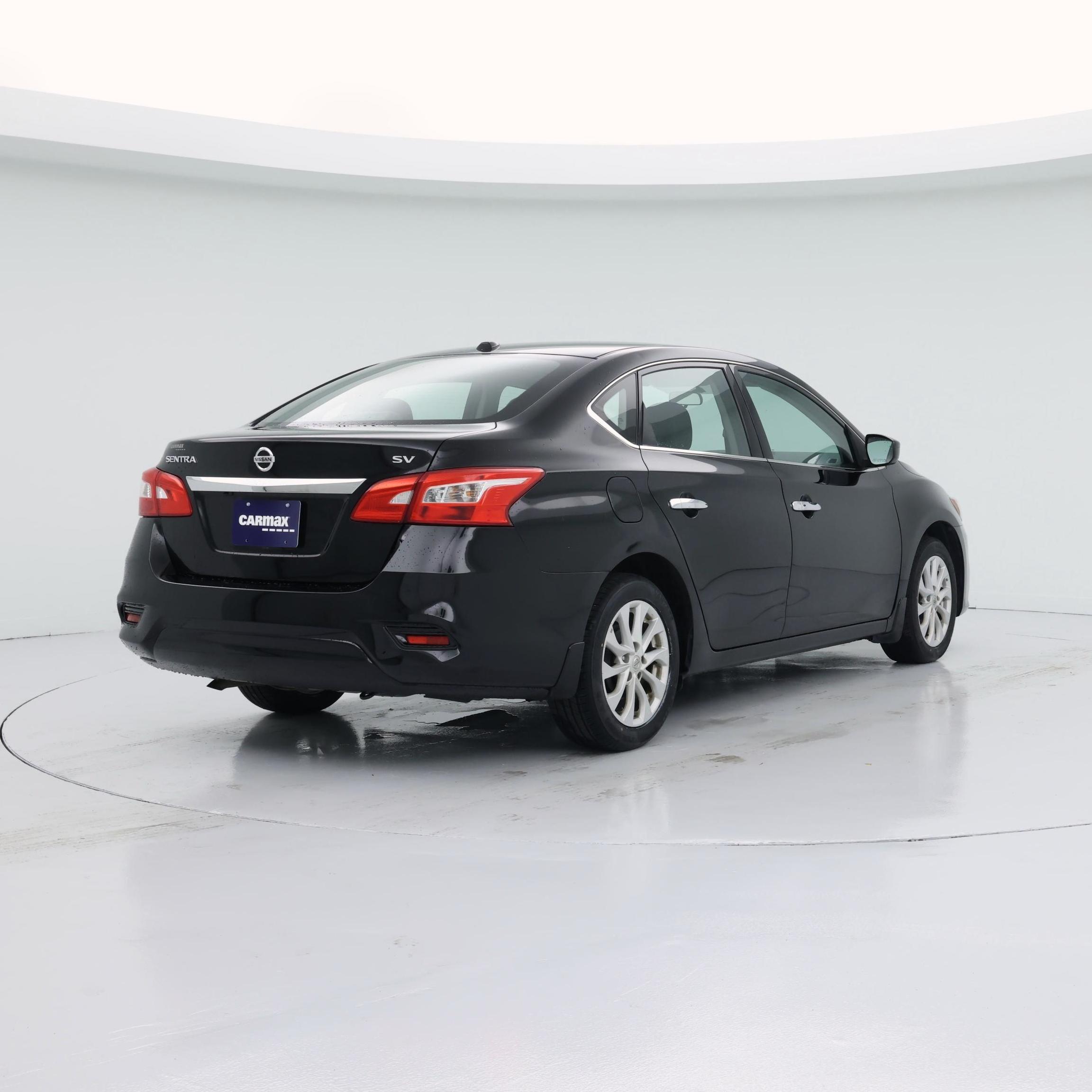 Thumbnail: 2018 Nissan Sentra - 8