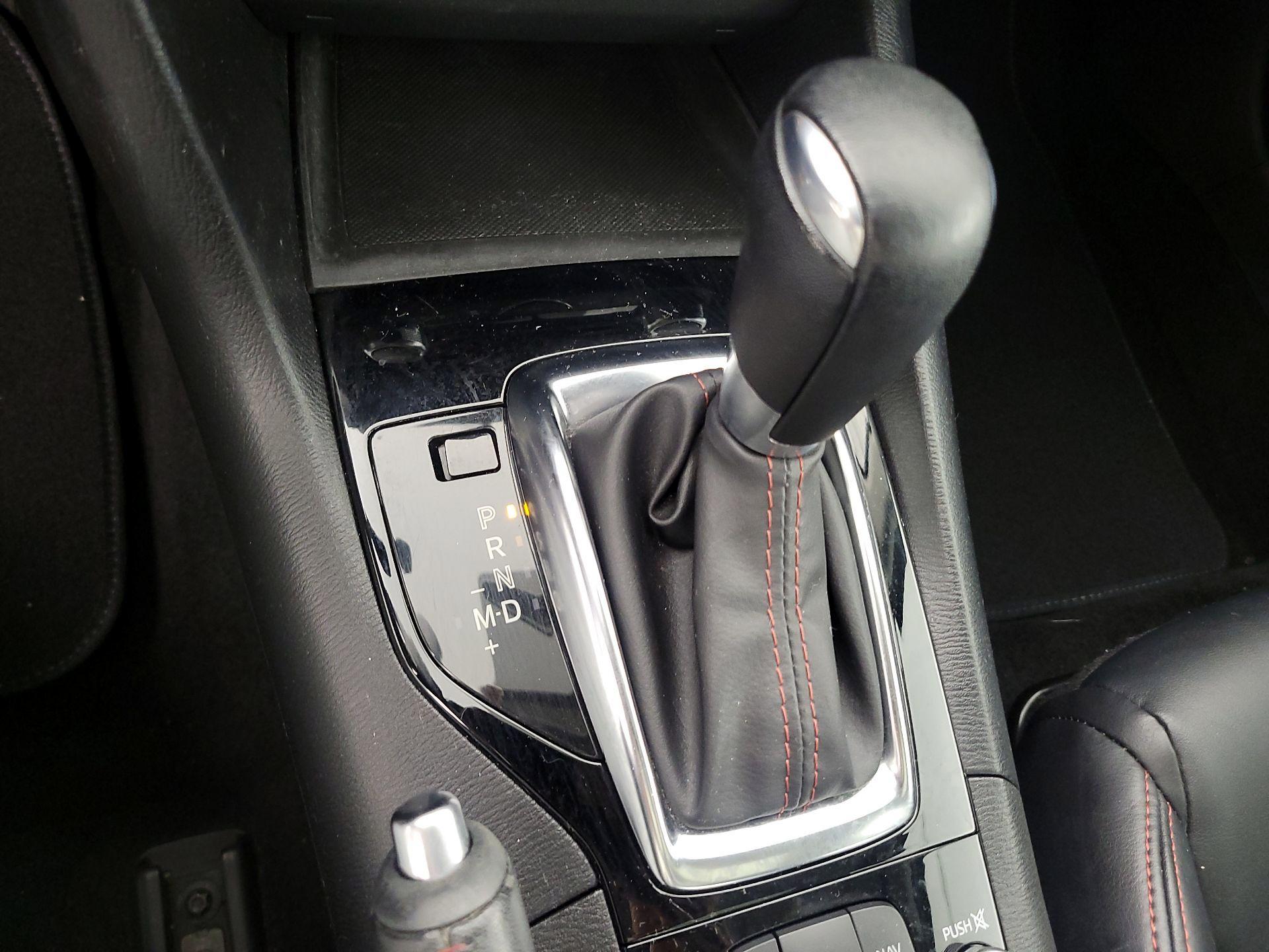 Thumbnail: 2016 Mazda Mazda3 - 17