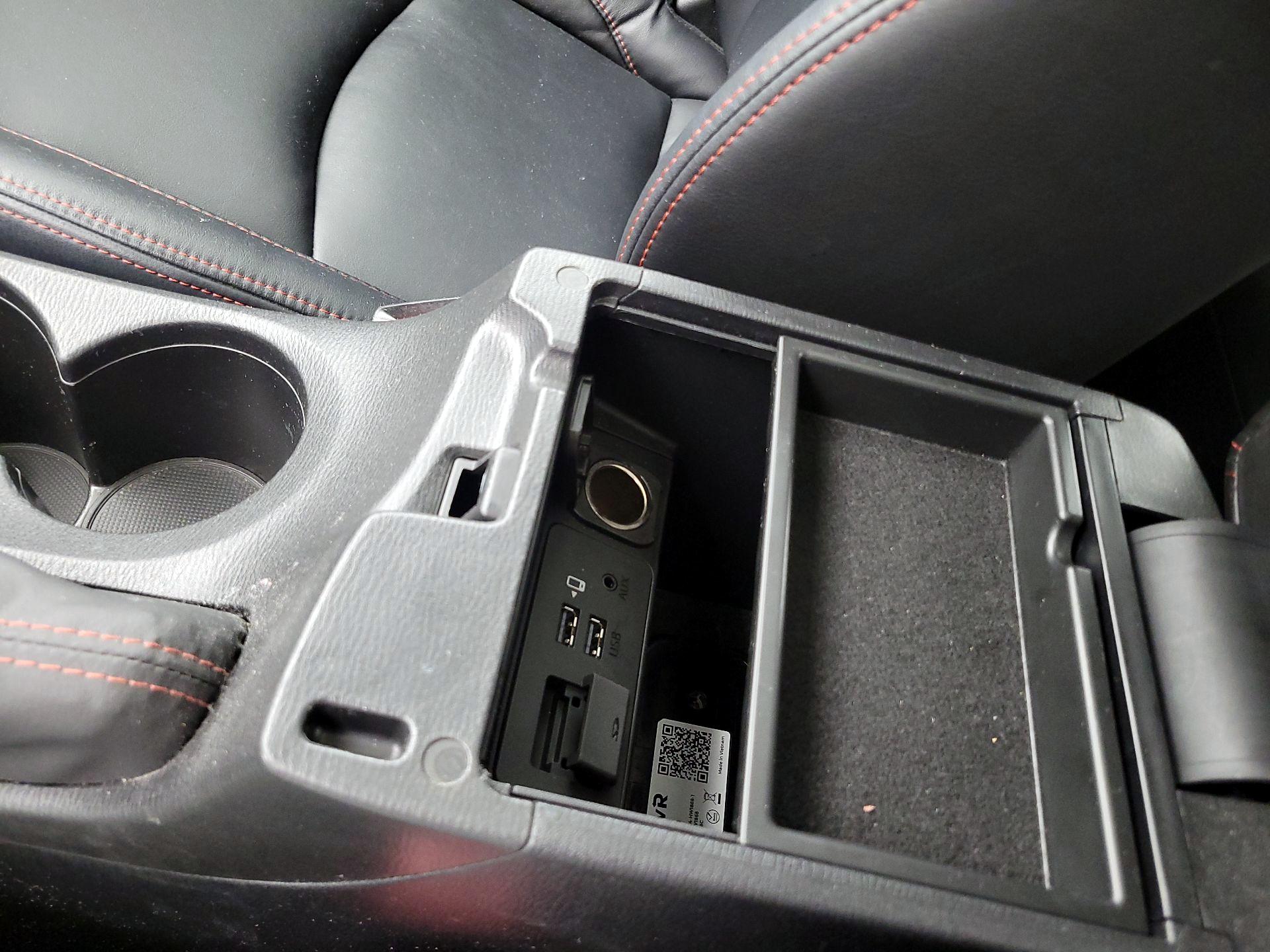 Thumbnail: 2016 Mazda Mazda3 - 18